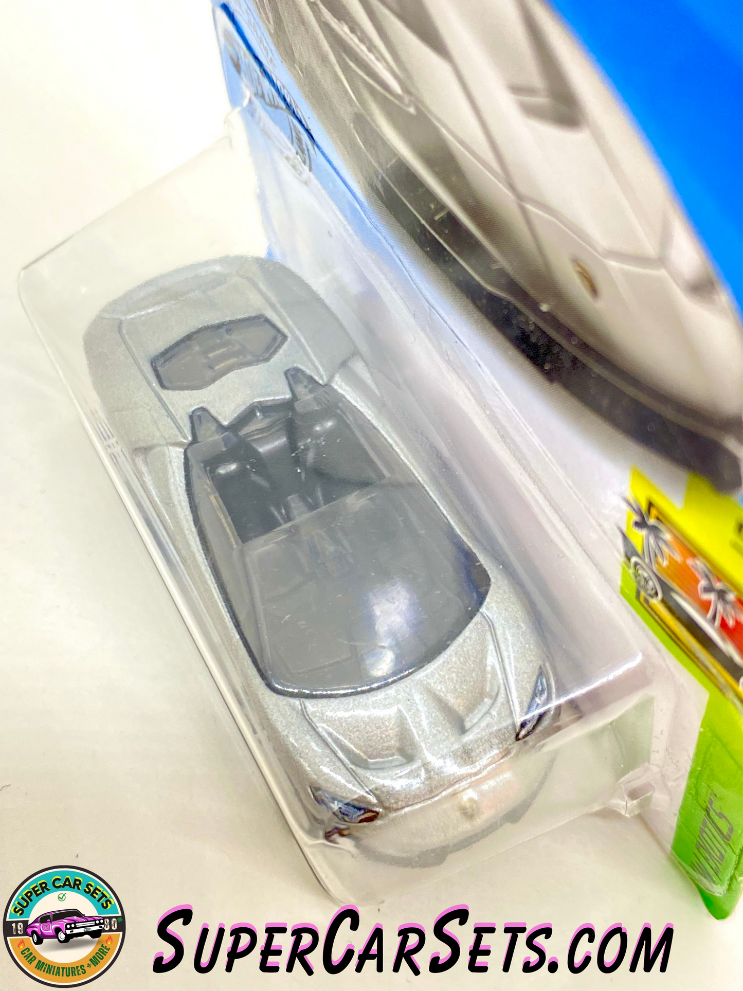 Hot Wheels HW Exotics 2019 (5/10) (213/250) - ’16 Lamborghini Centenario Roadster