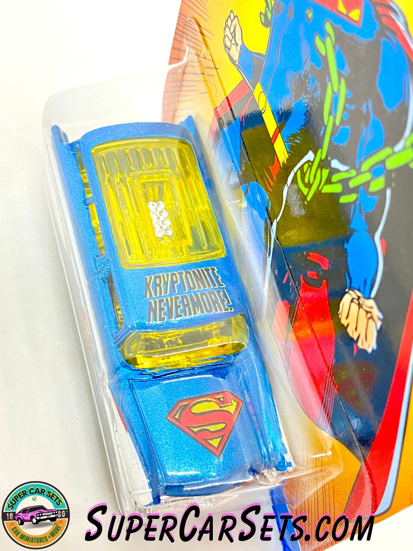 Hot Wheels - Superman series (4/6) - 8 Crate (“Kryptonite Nevermore!”) (card aged)