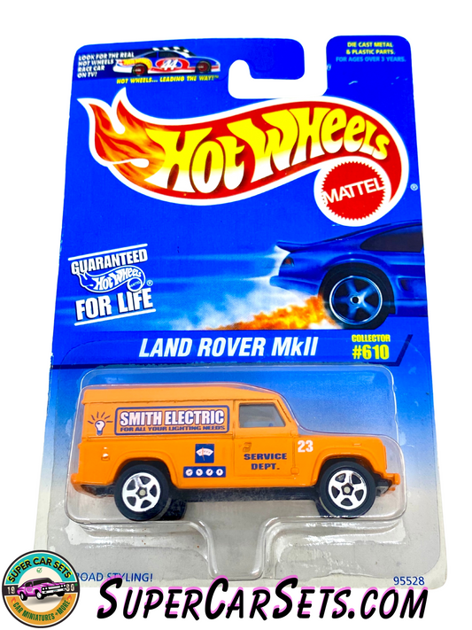 Hot Wheels (VINTAGE) (Year launched 1997) - Off-Road Styling! - Land Rover MkII (#610) (#95528) (aged card)