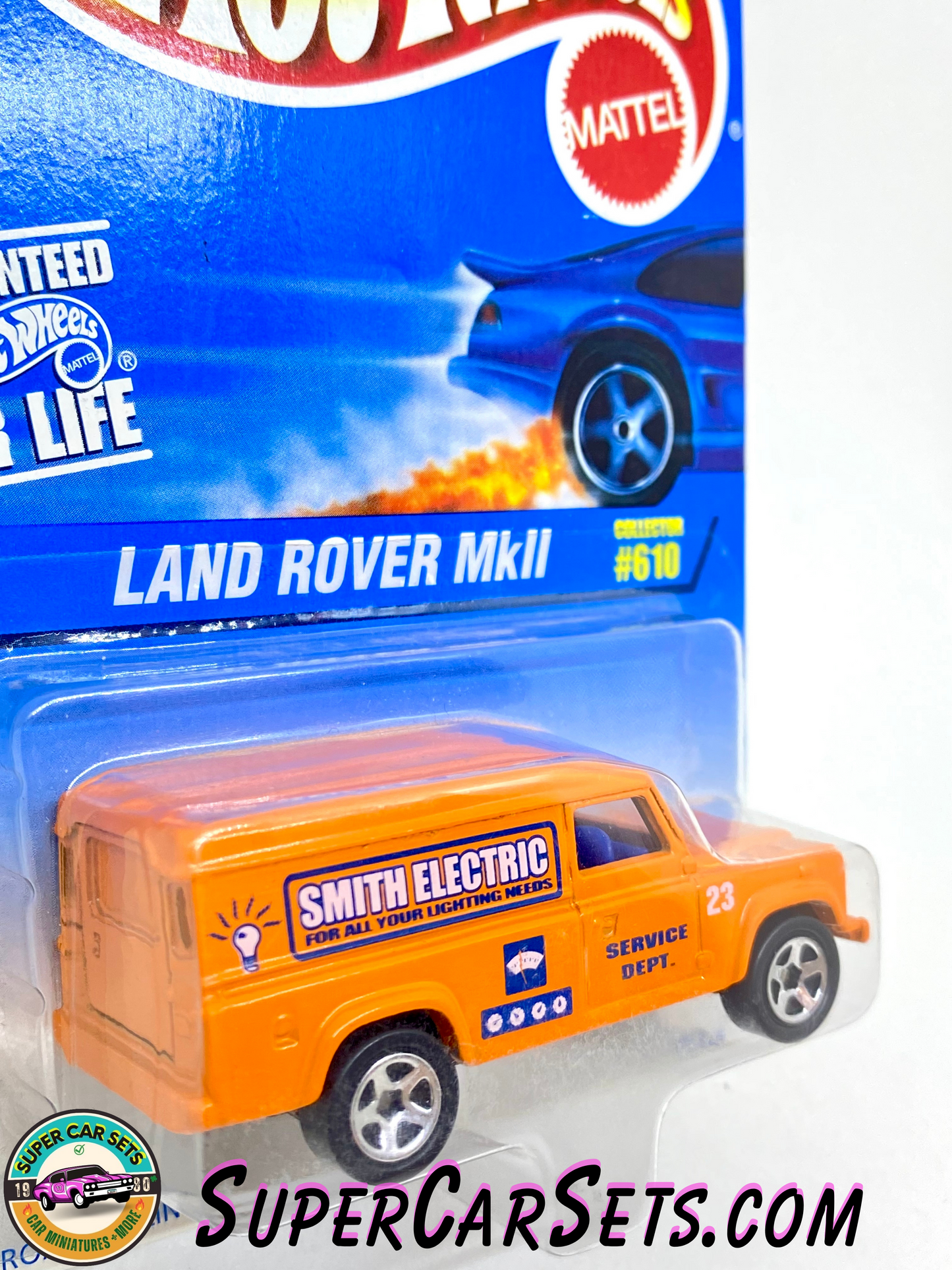 Hot Wheels (VINTAGE) (Year launched 1997) - Off-Road Styling! - Land Rover MkII (#610) (#95528) (aged card)