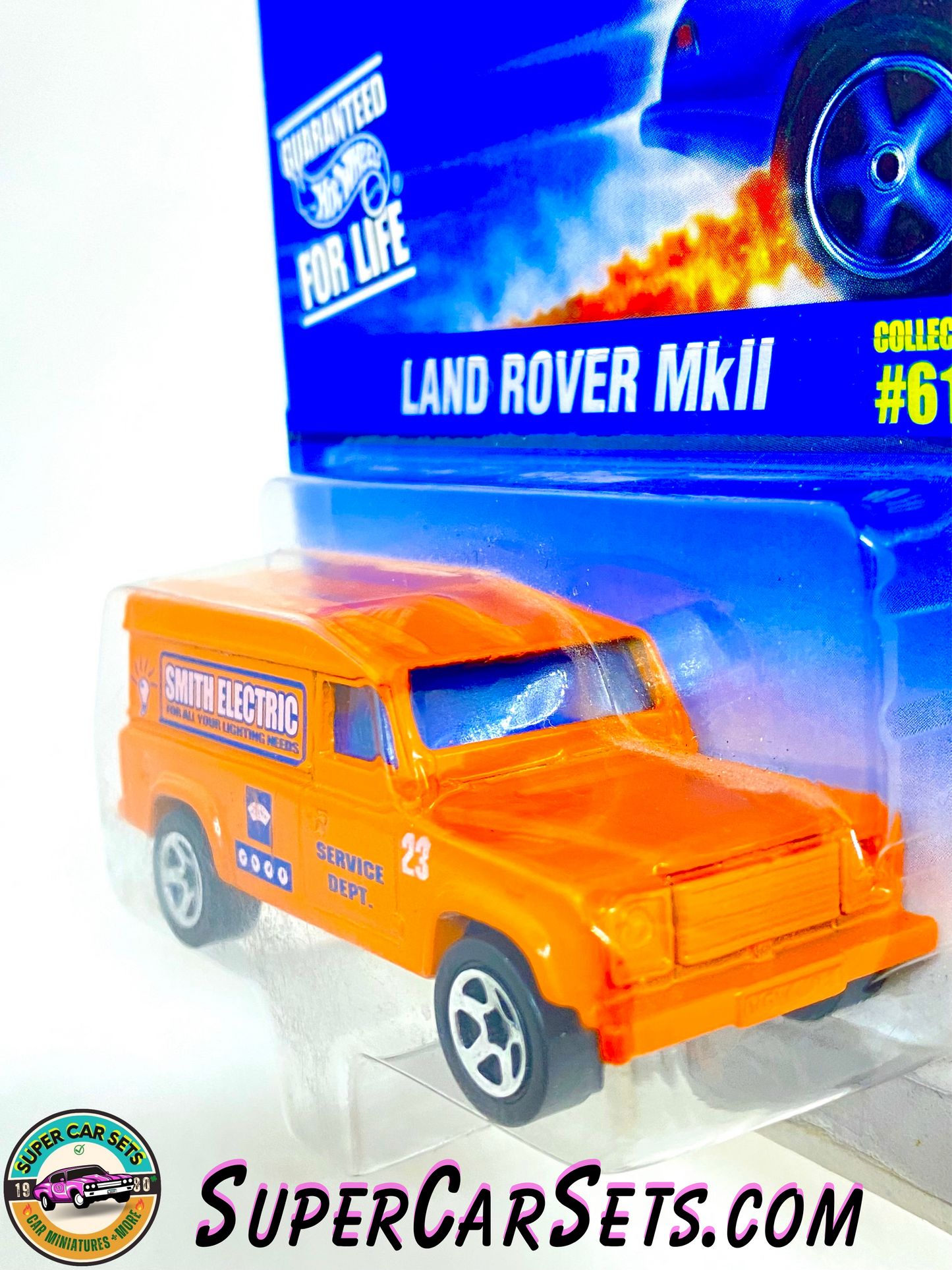 Hot Wheels (VINTAGE) (Year launched 1997) - Off-Road Styling! - Land Rover MkII (#610) (#95528) (aged card)