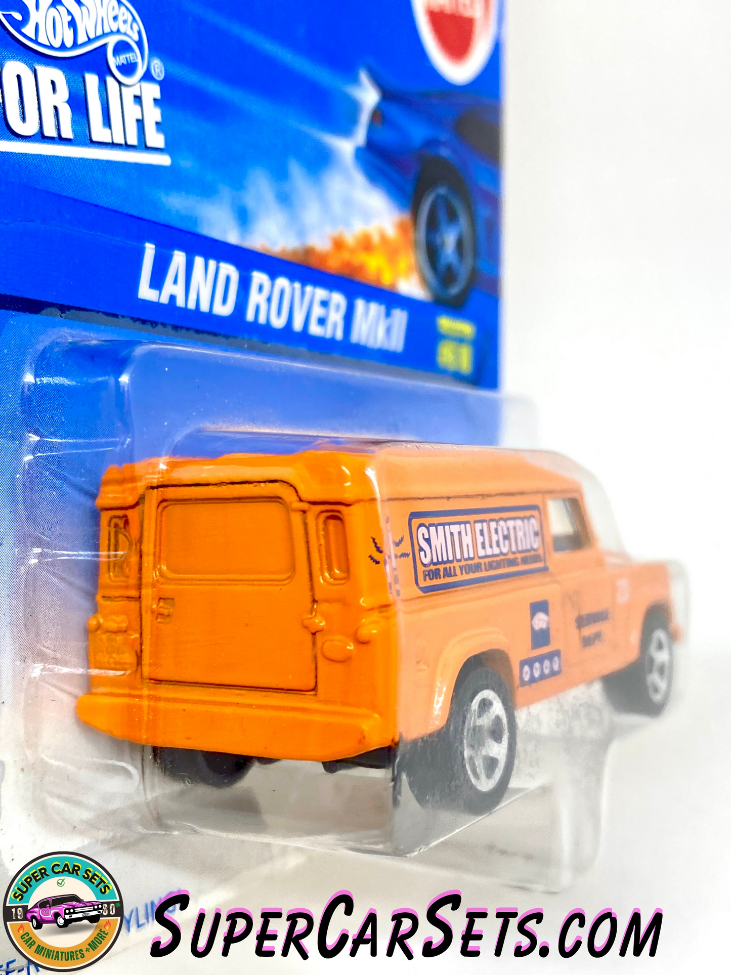 Hot Wheels (VINTAGE) (Year launched 1997) - Off-Road Styling! - Land Rover MkII (#610) (#95528) (aged card)