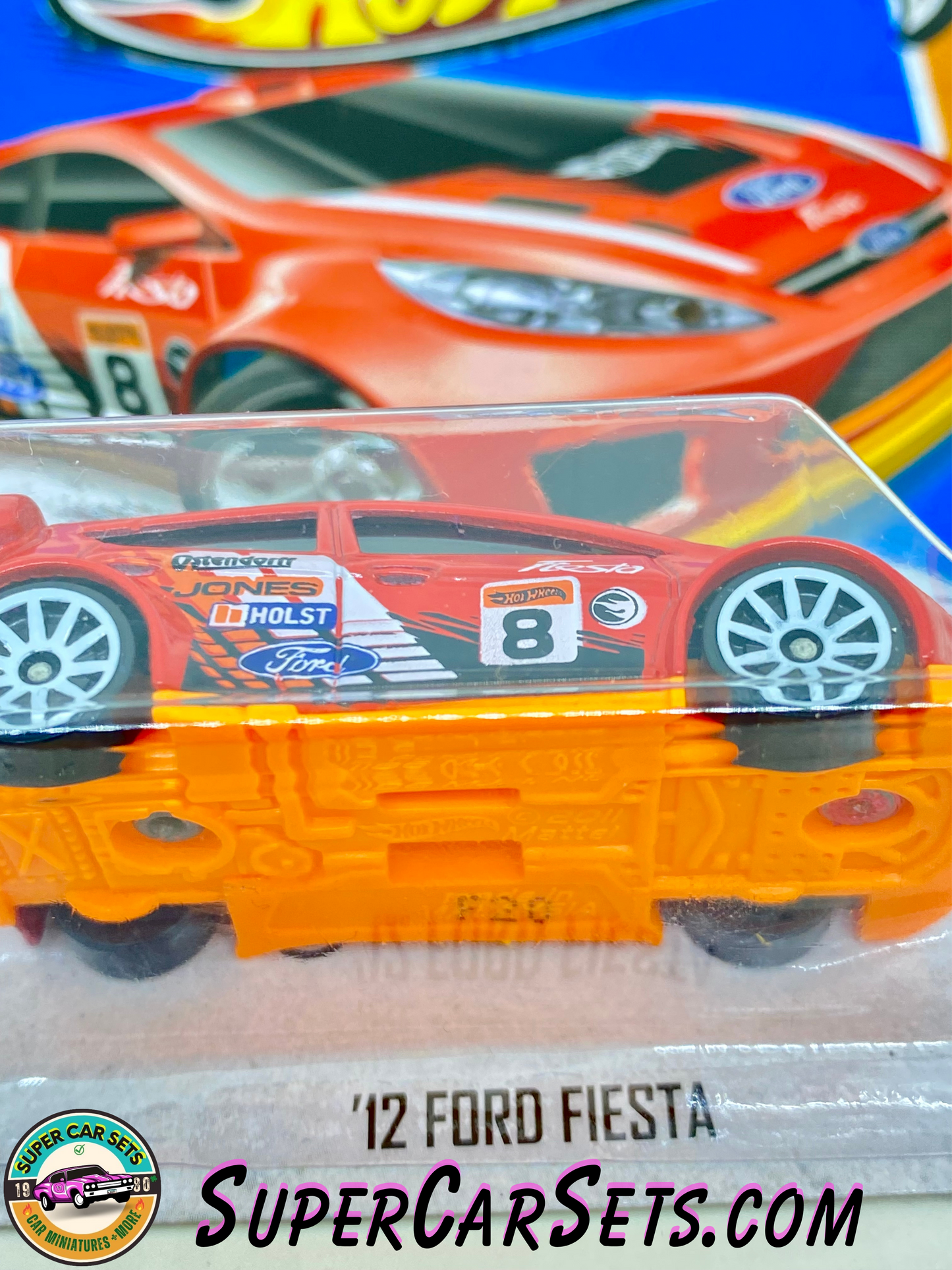 TREASURE HUNT - Hot Wheels HW Stunt - 2013 (92/250) - ’12 Ford Fiesta