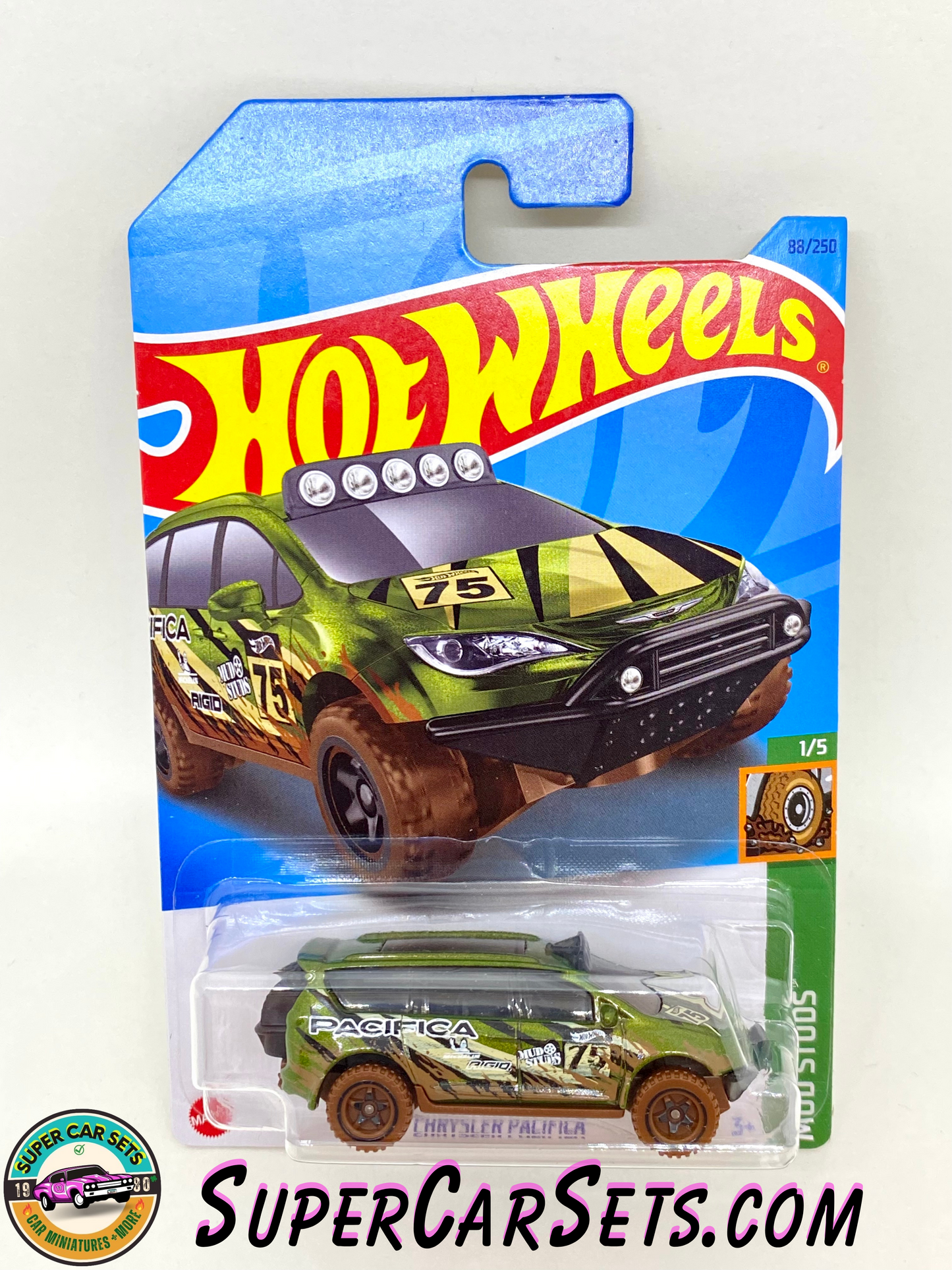 Chrysler Pacifica - Hot Wheels Mud Studs - 2023 (1/5) (88/250)