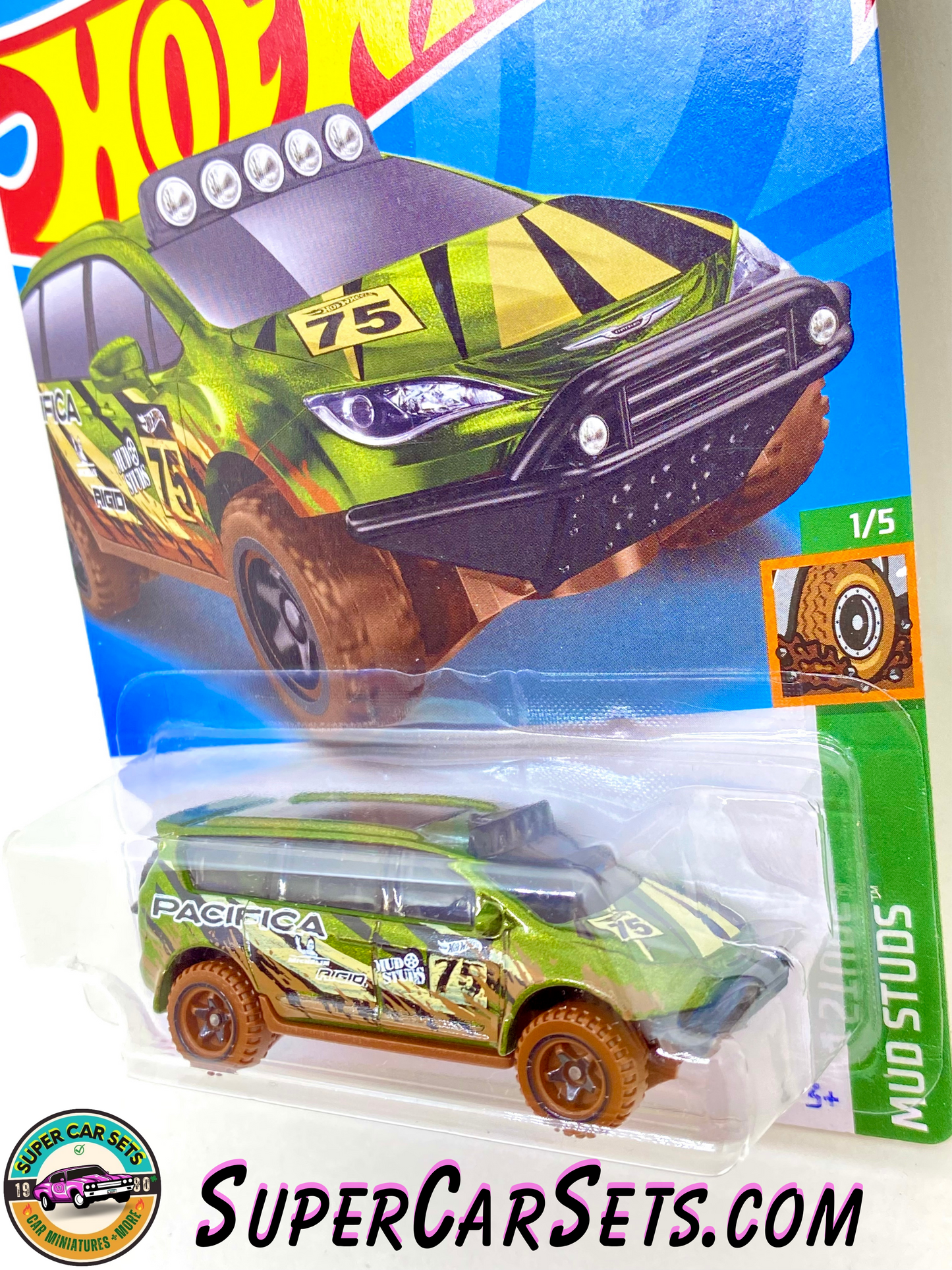 Chrysler Pacifica - Hot Wheels Mud Studs - 2023 (1/5) (88/250)