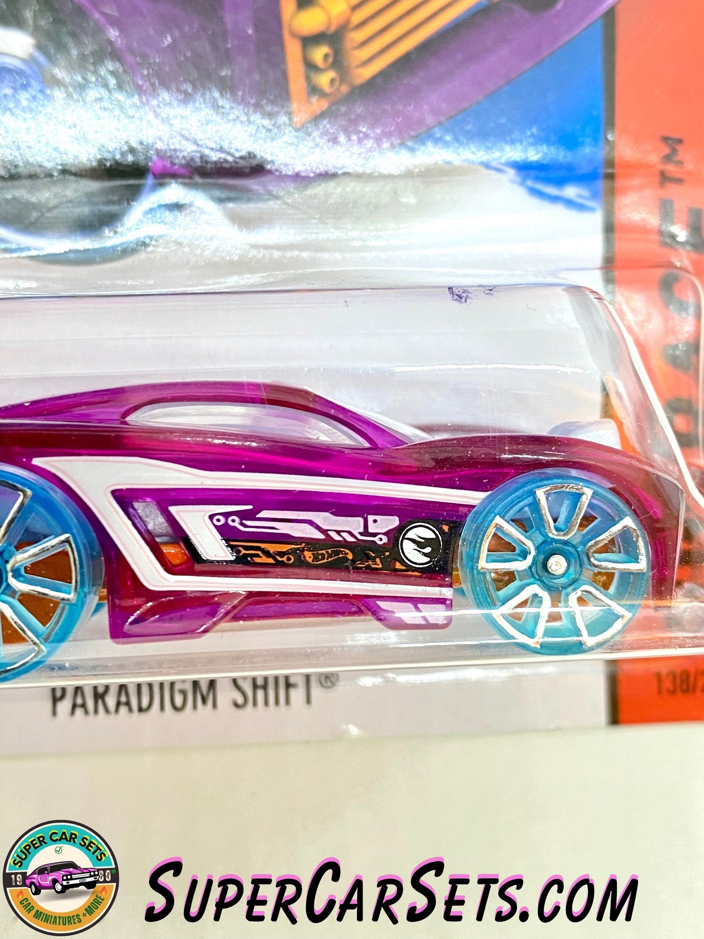 Paradigm Shift (Year launched 2015) (TREASURE HUNT) - Hot Wheels HW Race 2015 (138/250)