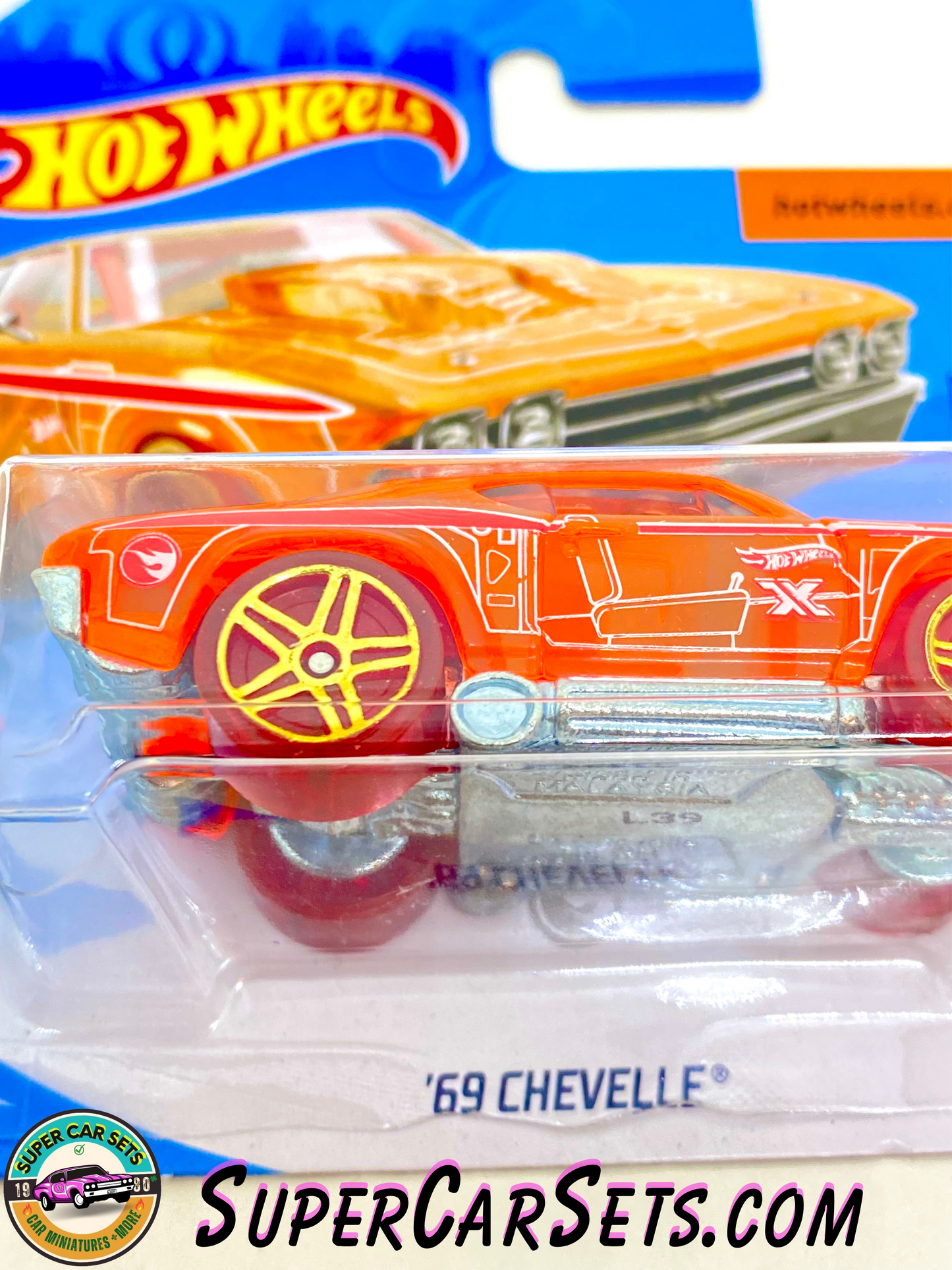 TREASURE HUNT - Hot Wheels X-Raycers - 2019 (9/10) (60/250) - ’69 Chevelle (short card)