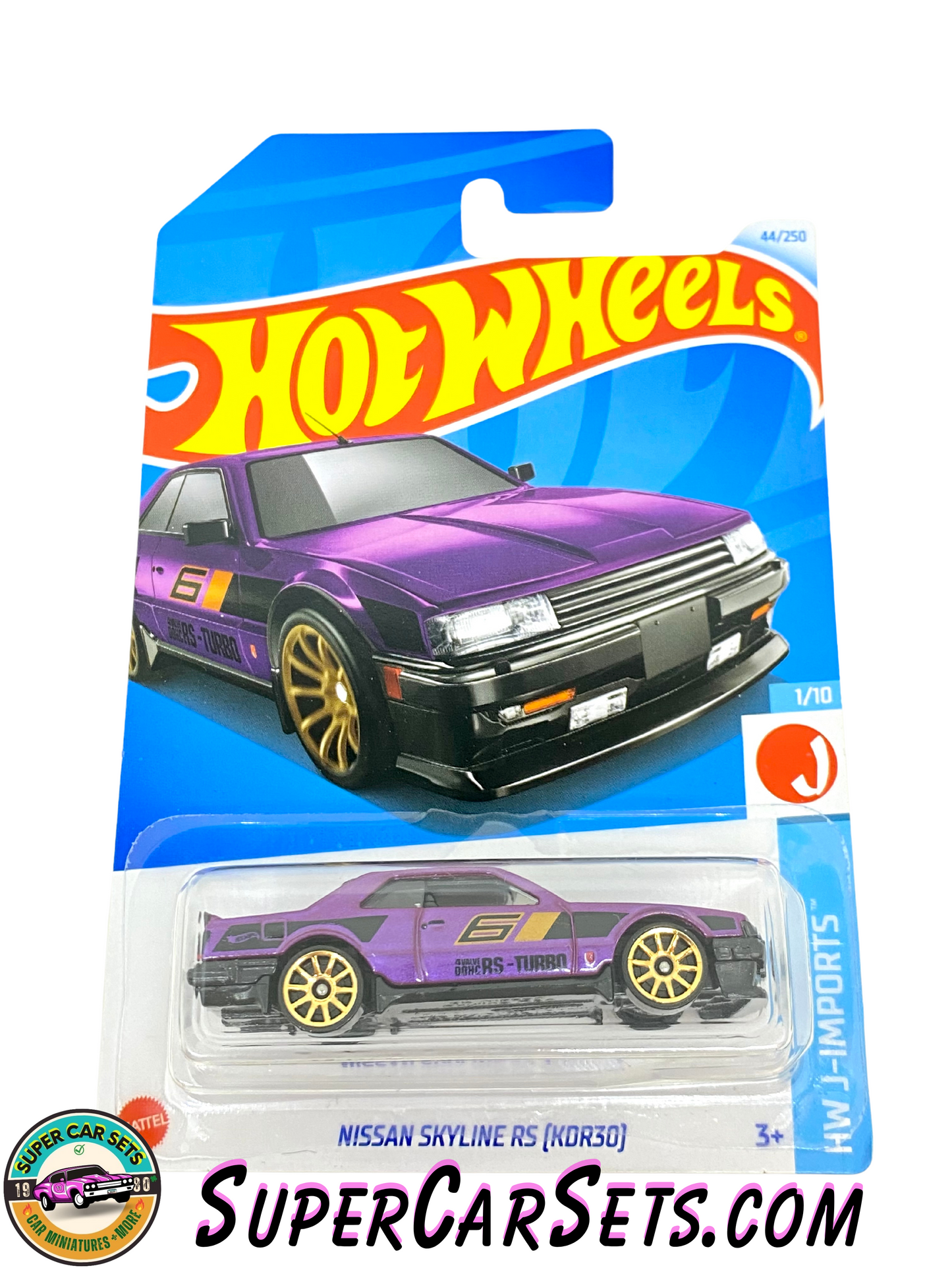 Nissan Patrol Custom (couleur crème) - HW J-Imports - 2023 (1/10) Hot Wheels