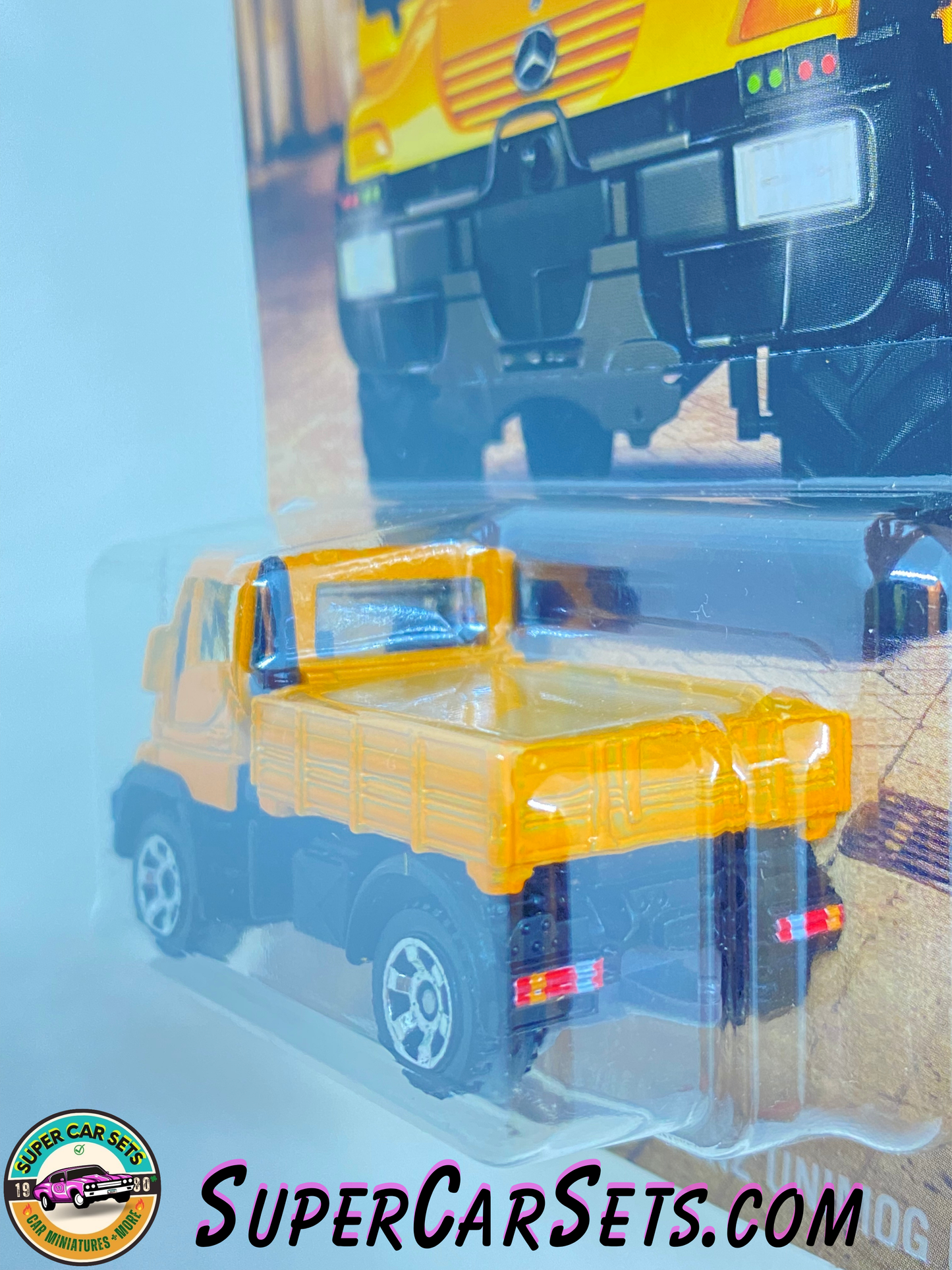 Mercedes-Benz Unimog U300 - Matchbox Germany (4/24)