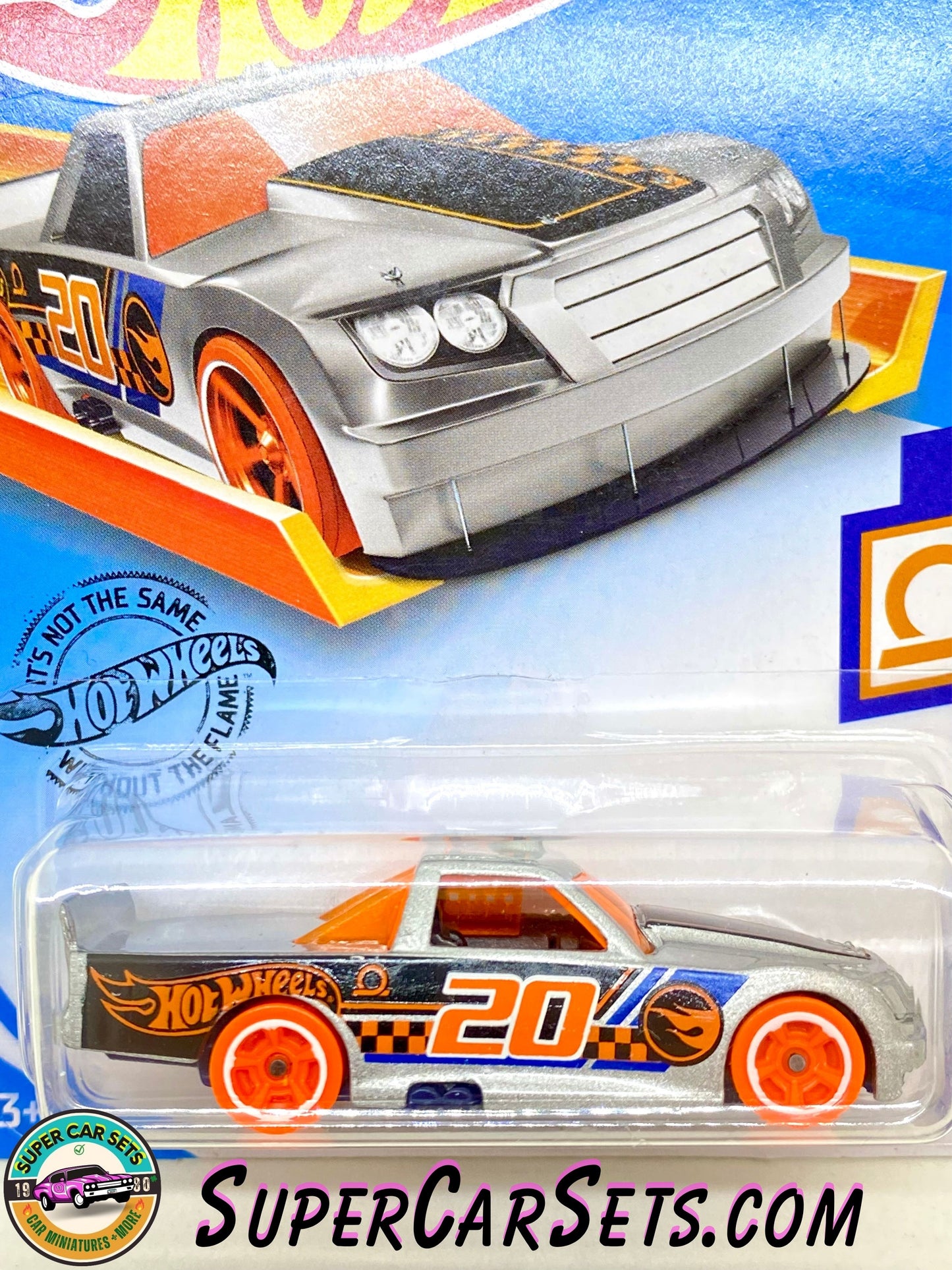 Circle Trucker (Year launched 2020) (TREASURE HUNT) - Hot Wheels Track Stars 2020 (5/5) (131/250)