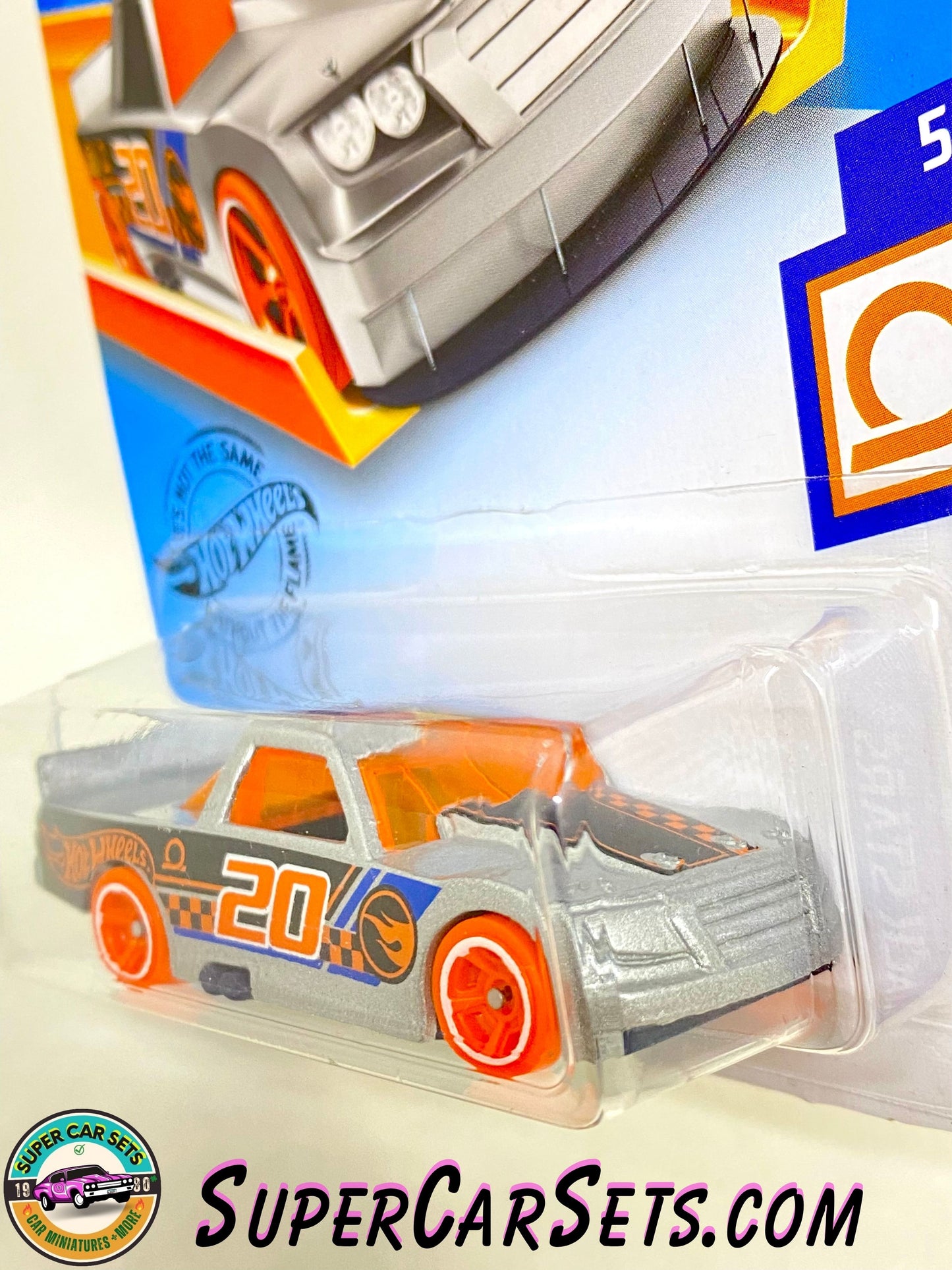 Circle Trucker (Year launched 2020) (TREASURE HUNT) - Hot Wheels Track Stars 2020 (5/5) (131/250)