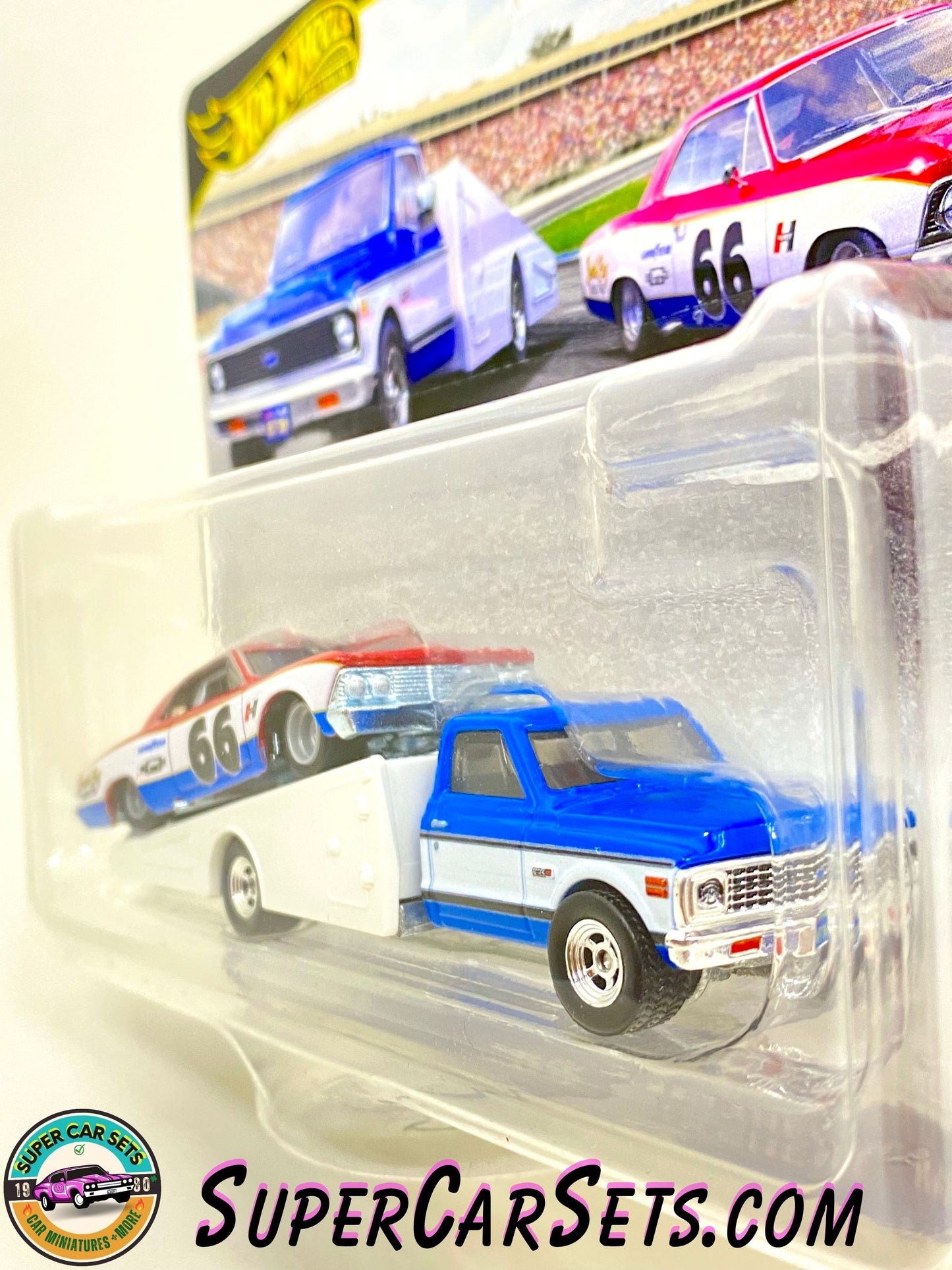 66 Chevelle + ’72 Chevy Ramp Truck - Hot Wheels Team Transport (#64)