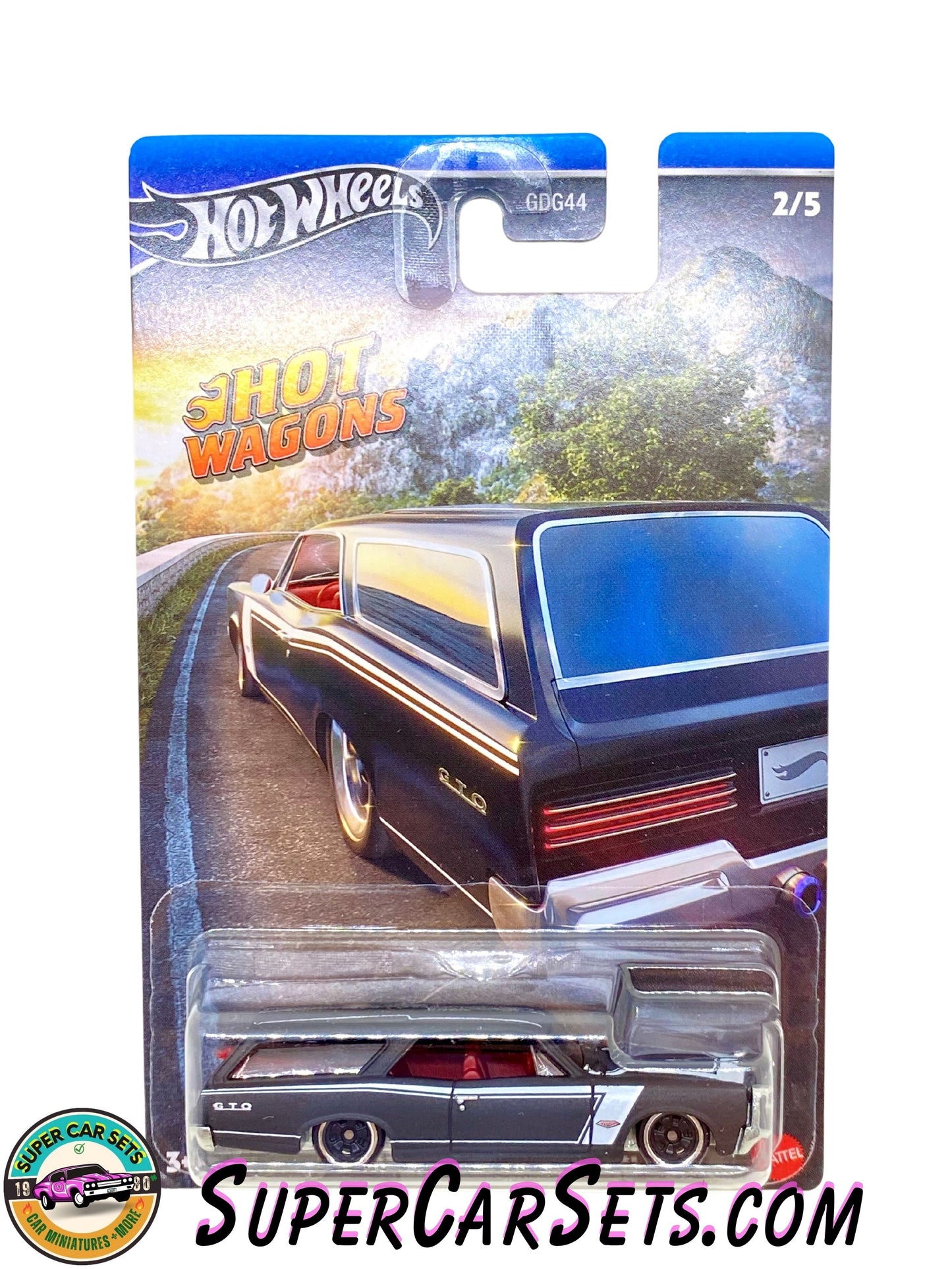 Custom ’66 GTO Wagon - Hot Wheels Hot Wagons (2/5)