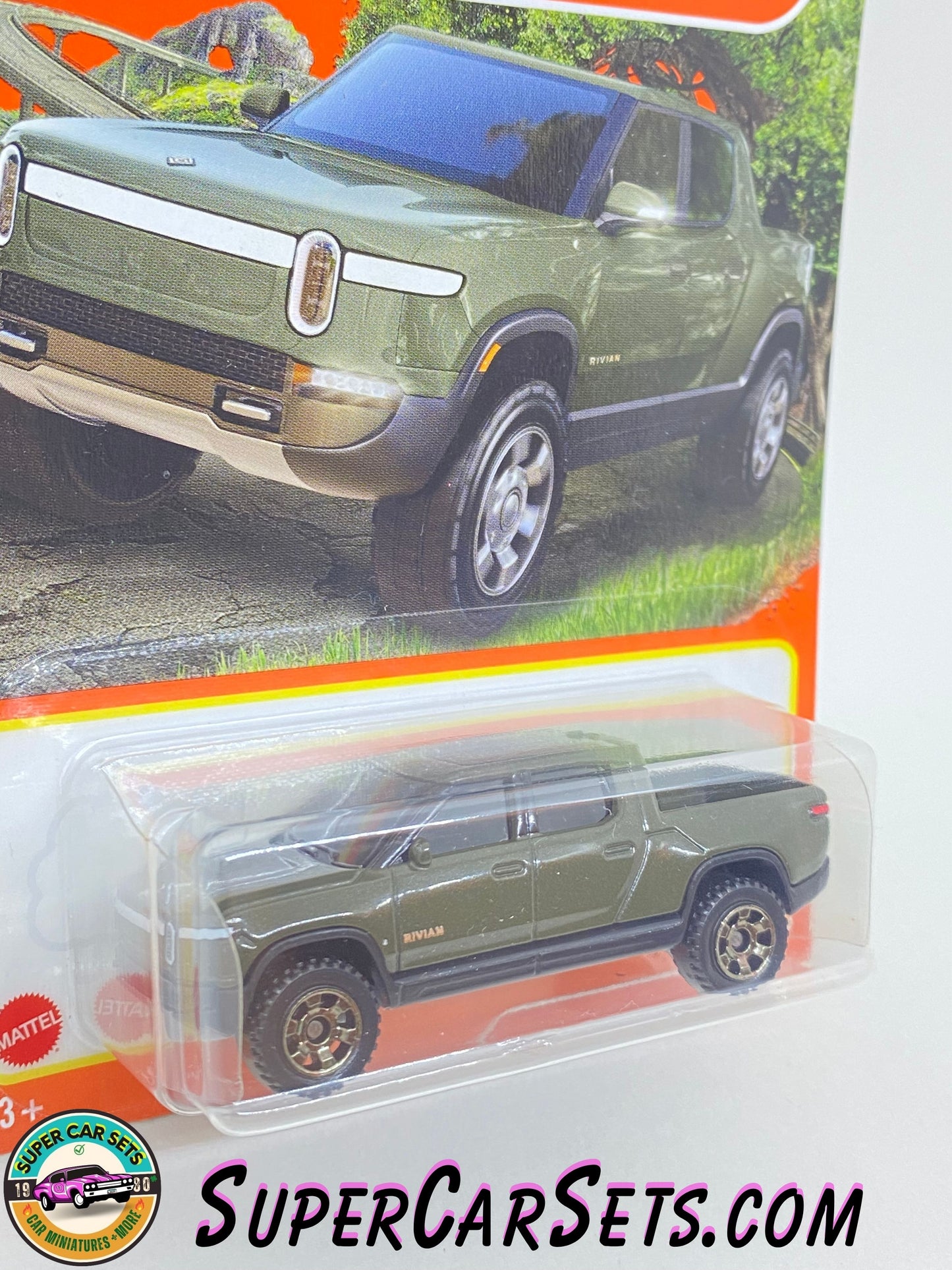 Rivian R1T (17/100) (olive green colour) - Matchbox