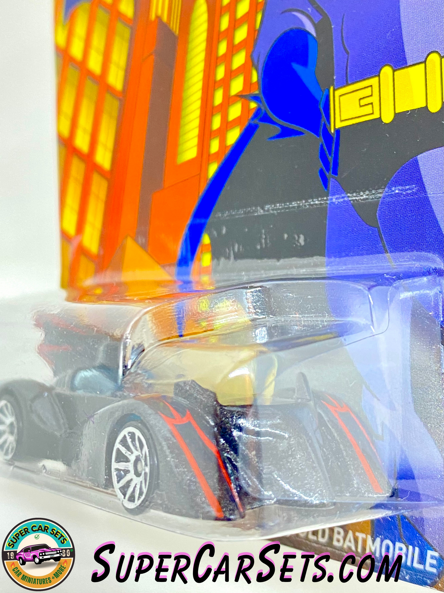 Batman: The Brave and the Bold Batmobile - Hot Wheels Batman 75 Years  (8/8)