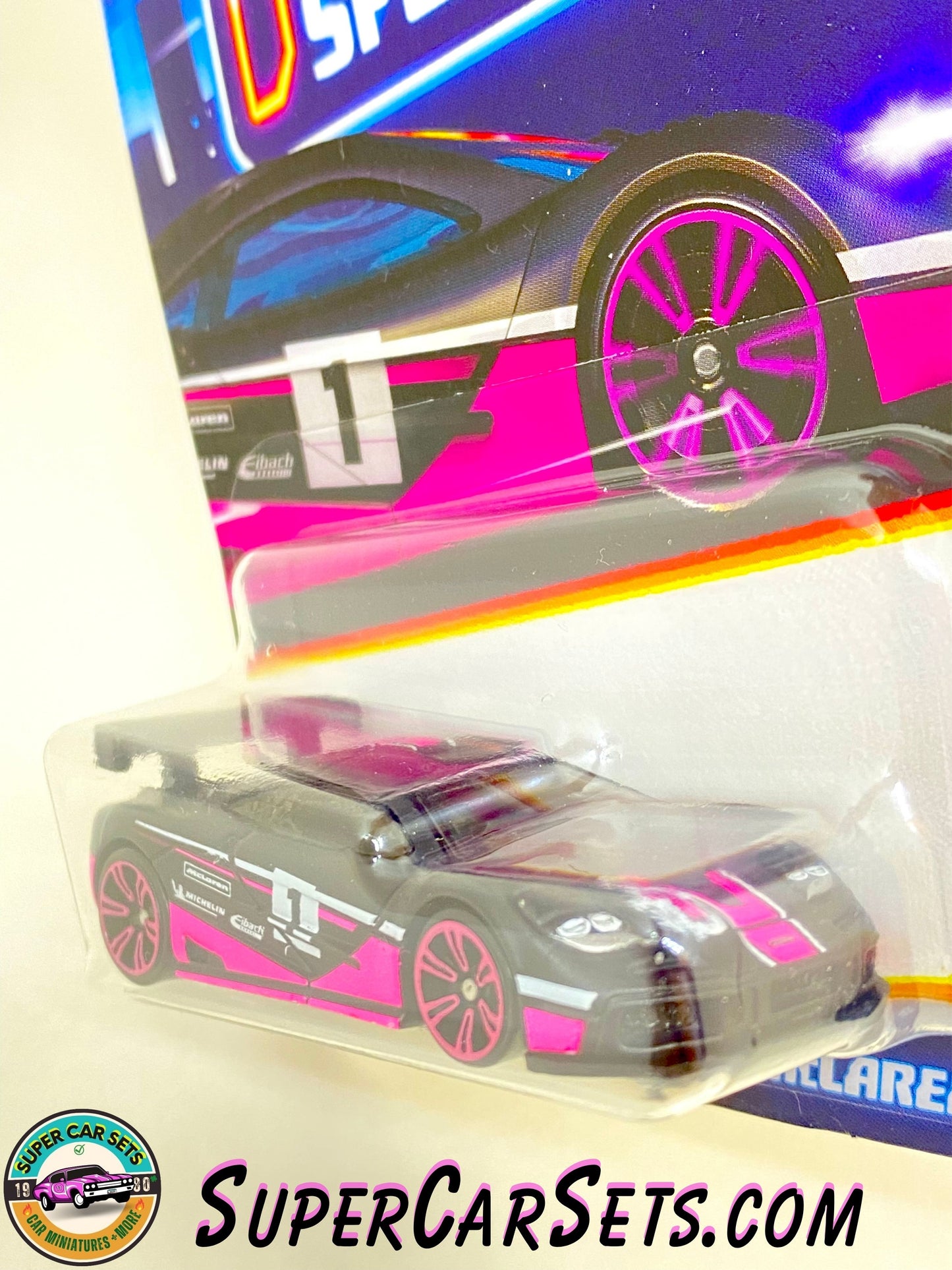 McLaren F1 GTR - Hot Wheels Neon Speeders (2/8)