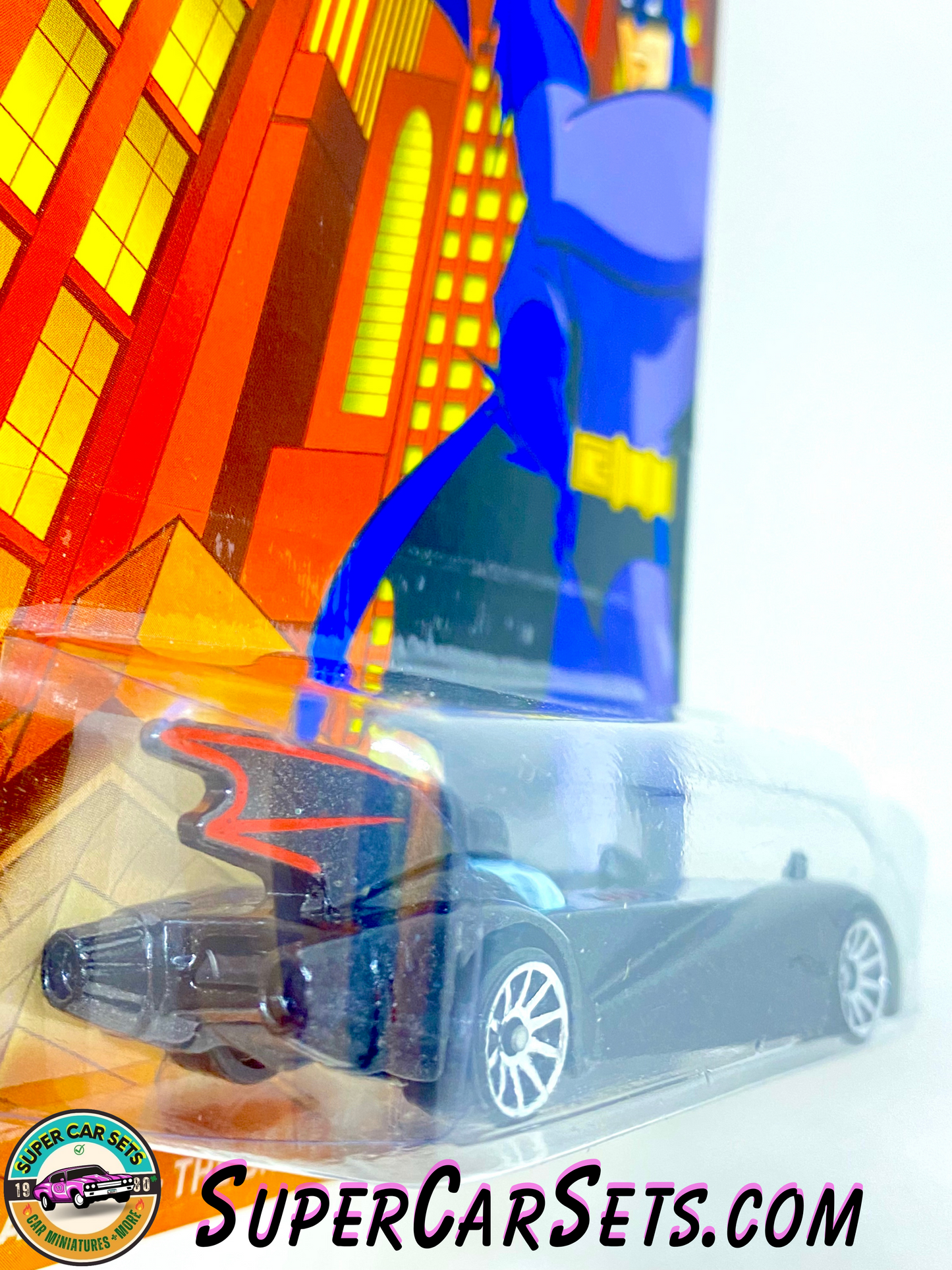 Batman: The Brave and the Bold Batmobile - Hot Wheels Batman 75 Years  (8/8)