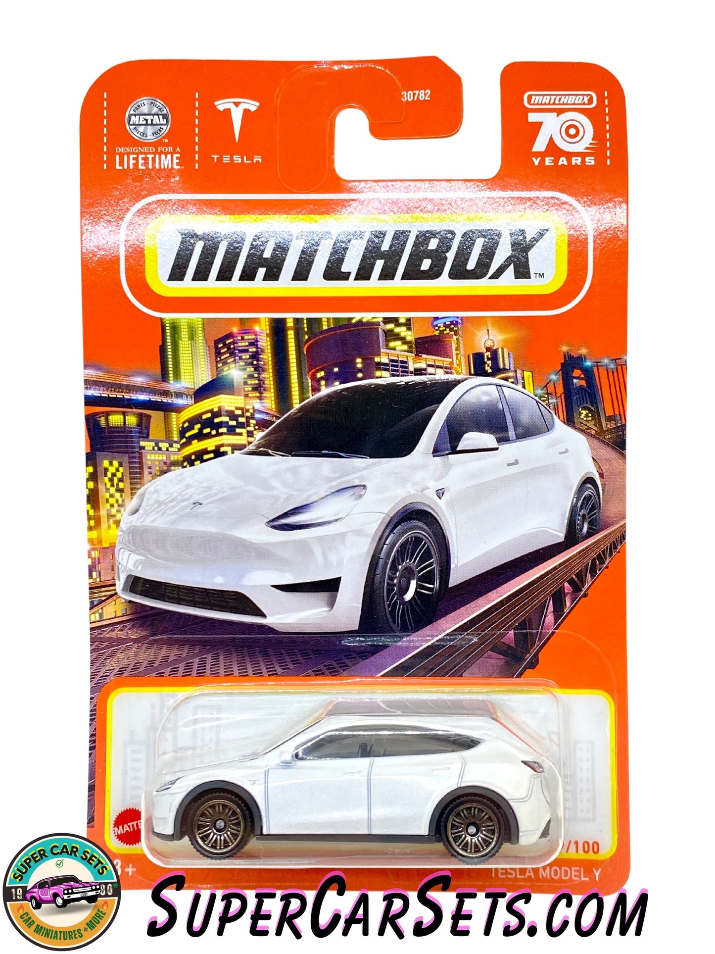 Tesla Model Y (white colour) - (89/100) - Matchbox