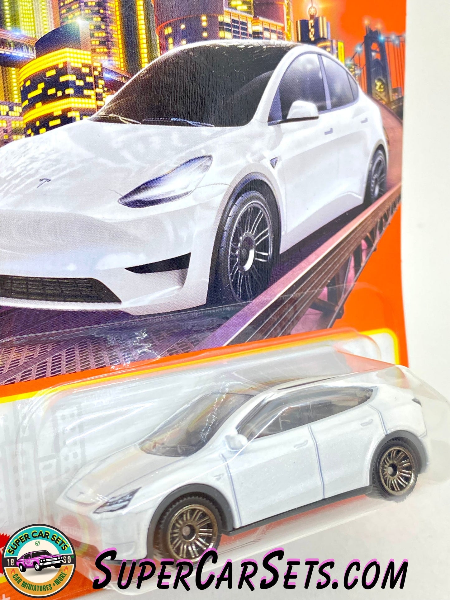 Tesla Model Y (white colour) - (89/100) - Matchbox