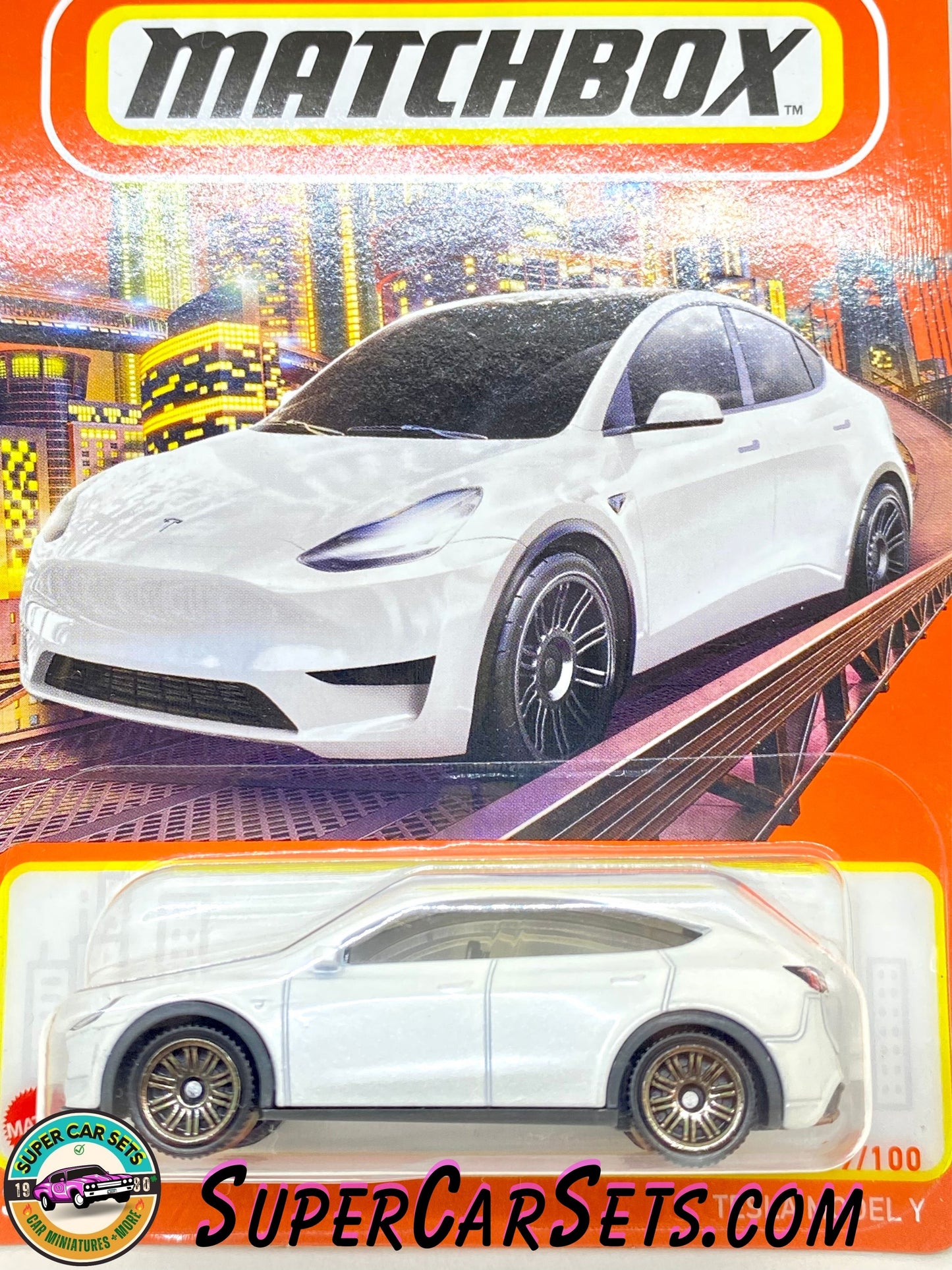 Tesla Model Y (white colour) - (89/100) - Matchbox