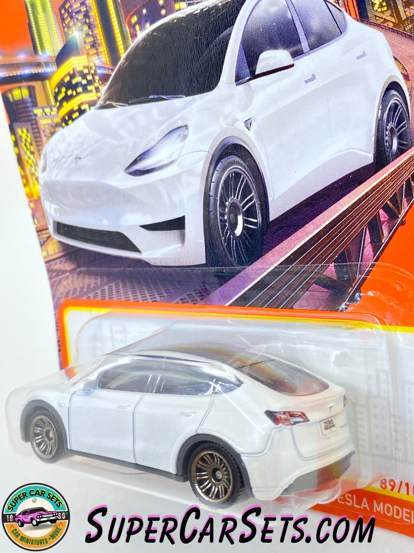 Tesla Model Y (white colour) - (89/100) - Matchbox