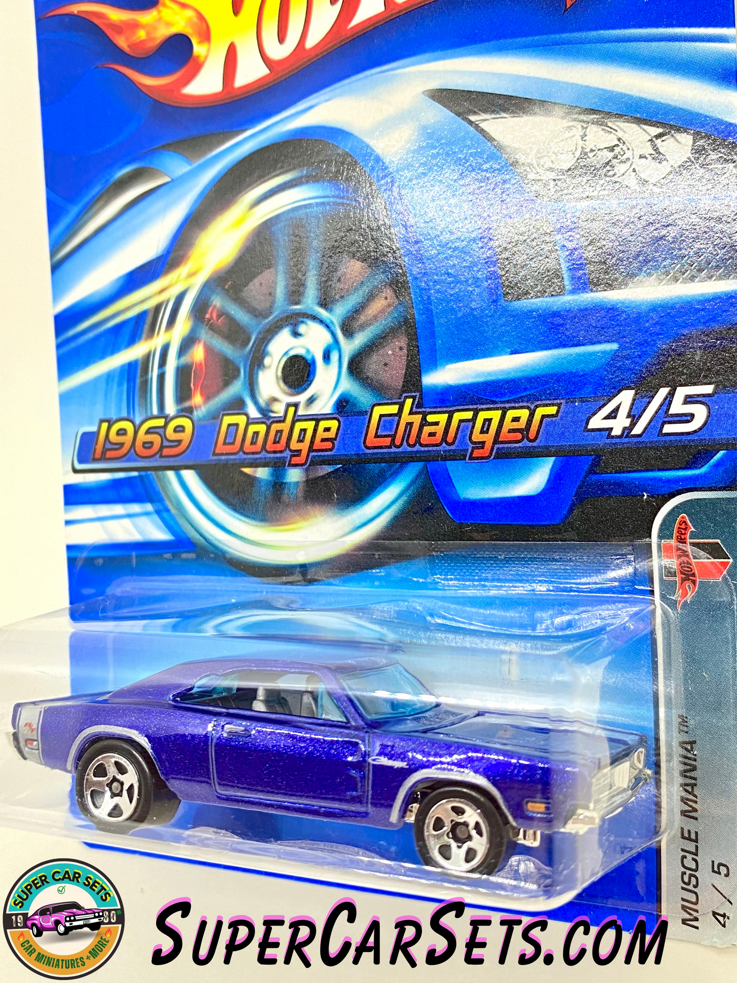 1969 Dodge Charger - Hot Wheels Muscle Mania (4/5) (#104) (G6831) (Year launched 2005)