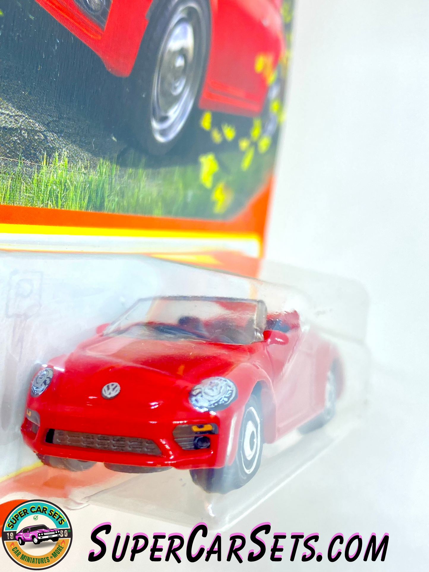 2019 Volkswagen Beetle Convertible (red colour) (98/100) - Matchbox