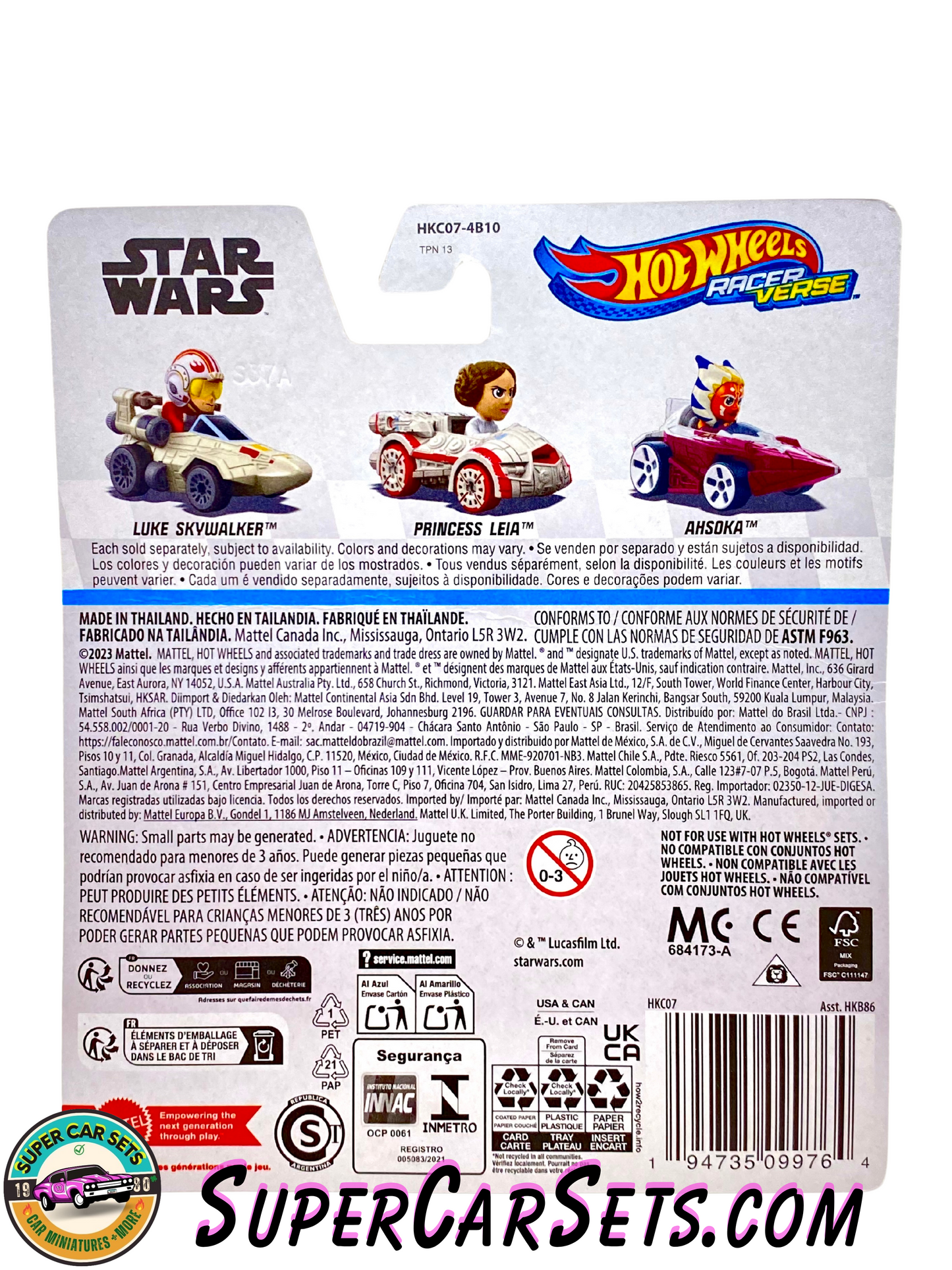 Hot Wheels Racer Verse Luke Skywalker (card slightly bent)