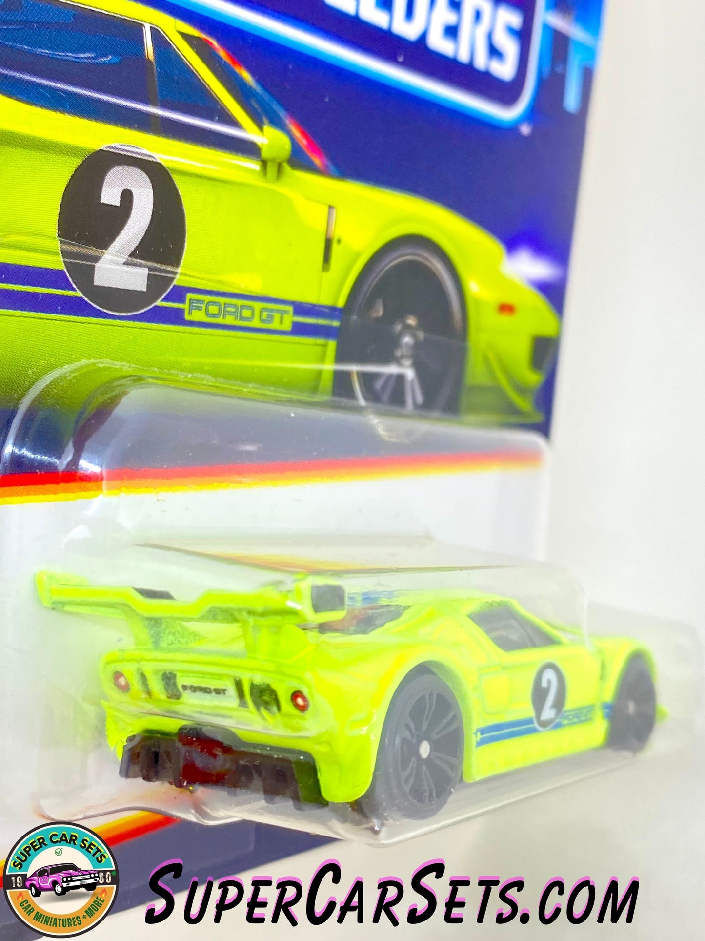 Ford GT - Hot Wheels Neon Speeders (3/8)