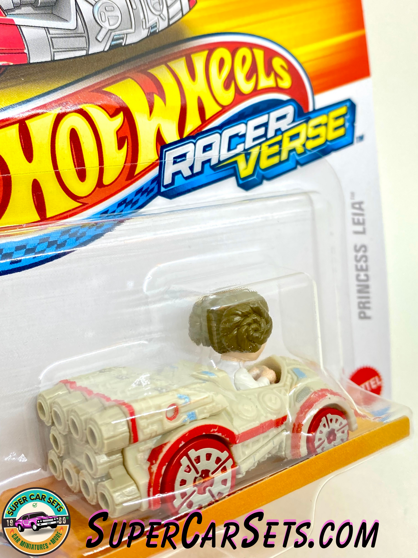 Hot Wheels Racer Verse Princess Leia (card slightly bent)