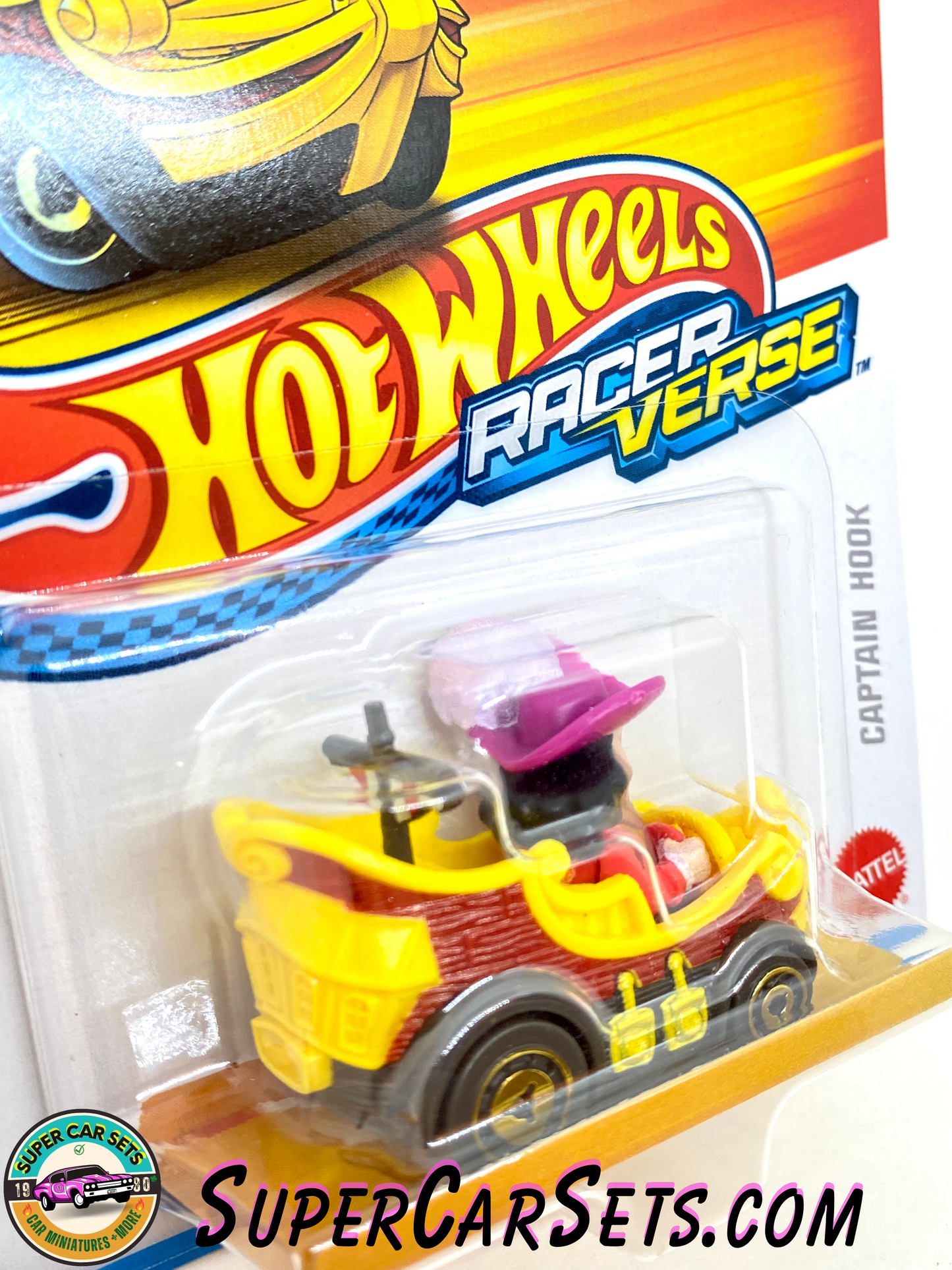 Hot Wheels Racer Verse Captain Hook