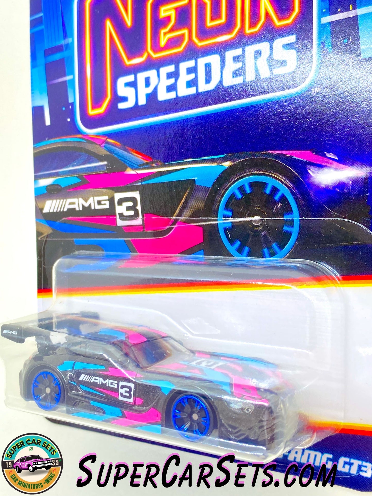 Hot Wheels Neon Speeders (5/8) - ’16 Mercedes-AMG GT3