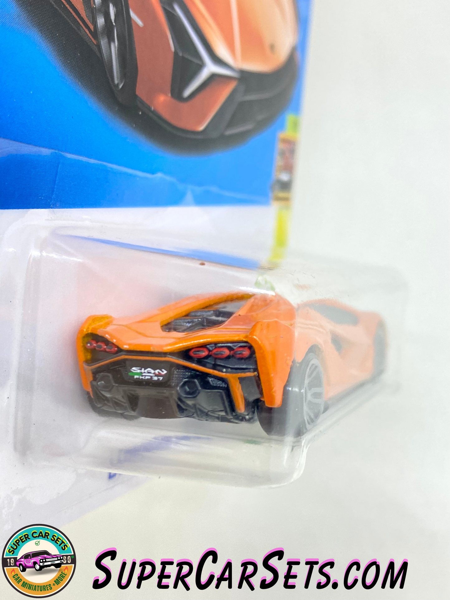 Lamborghini Sián FKP 37 - Hot Wheels HW Exotics 2023 (1/10) (163/250) (perfect car, but blister/card cracked)