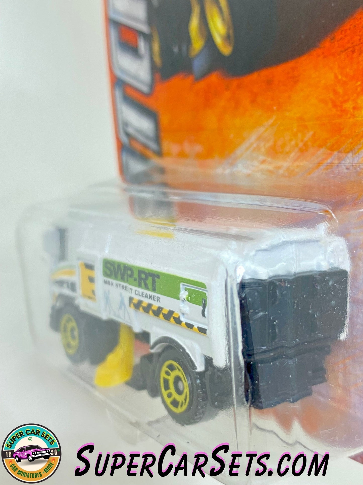 Mbx SWP (MBX Street Cleaner) (Y0962-0719) (Year launched 2013) - Matchbox MBX Adventure City 2013 (7/120)