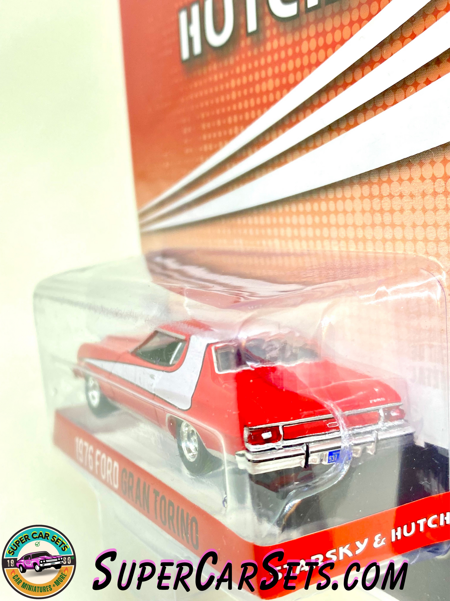 1976 Ford Gran Torino Hollywood Series 40 made by Greenlight Collectables