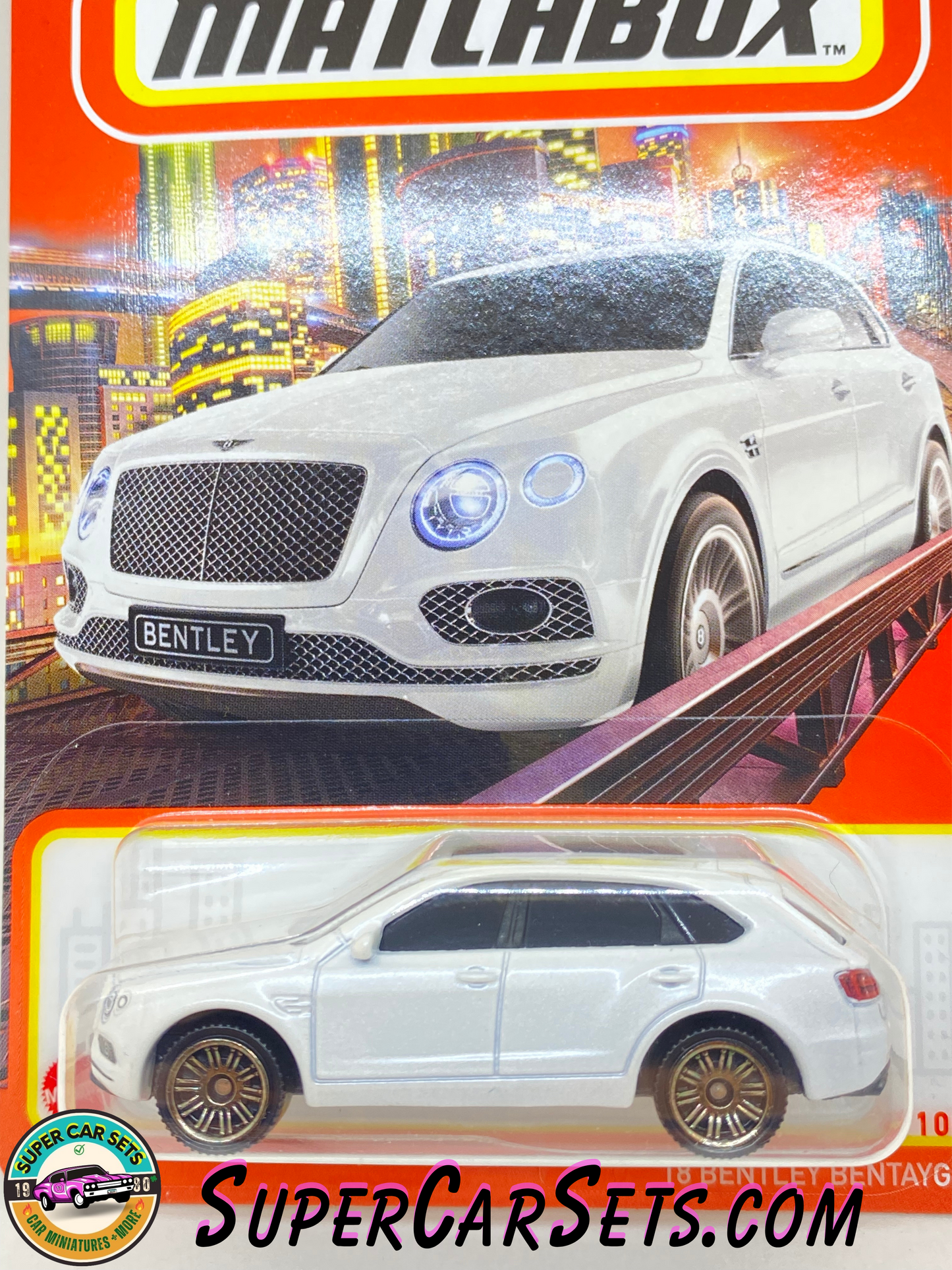 Matchbox - '18 Bentley Bentayga (white colour) (4/100)