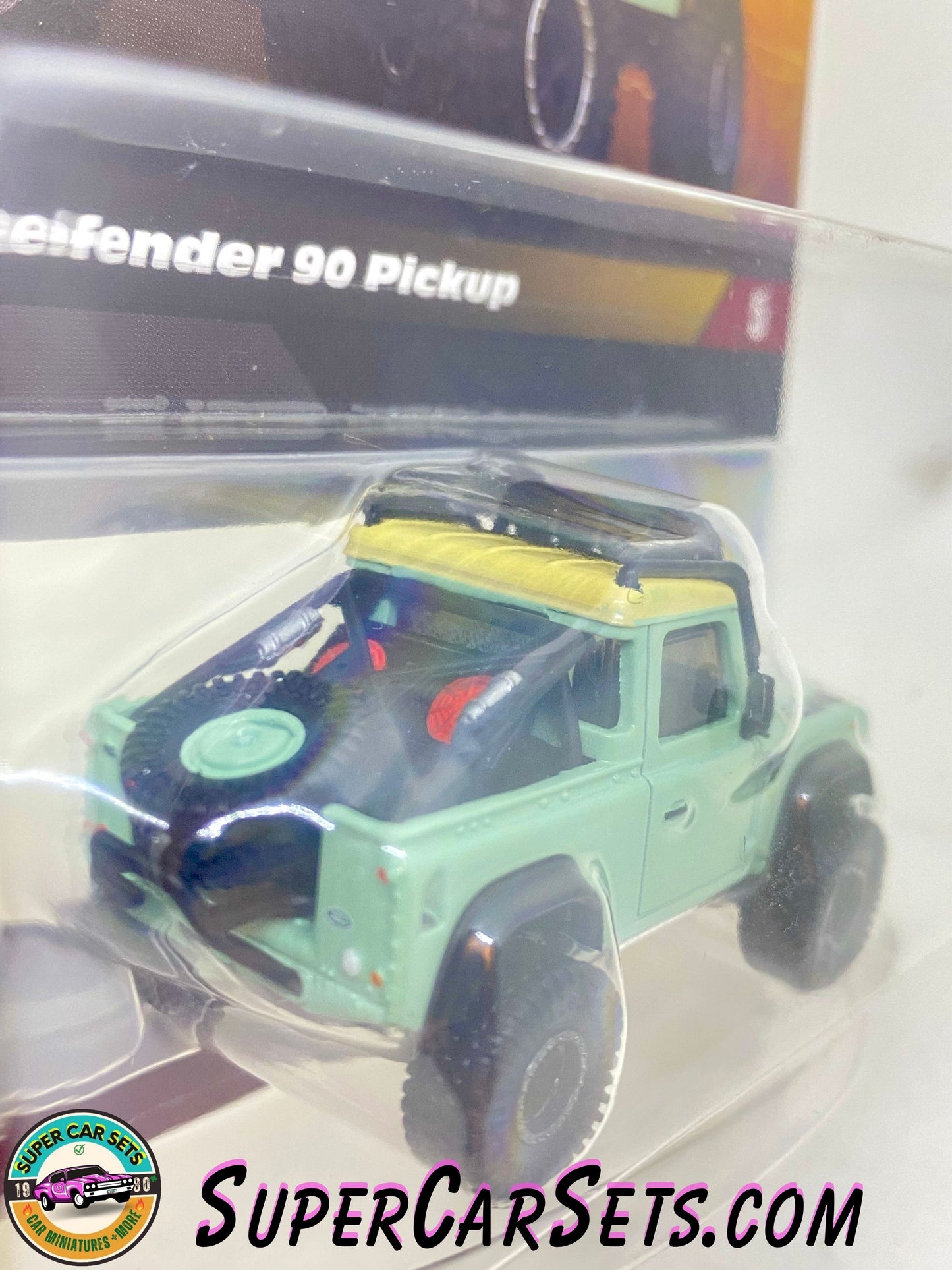 Land Rover Defender 90 Pickup  - Hot Wheels Elite 64 Series