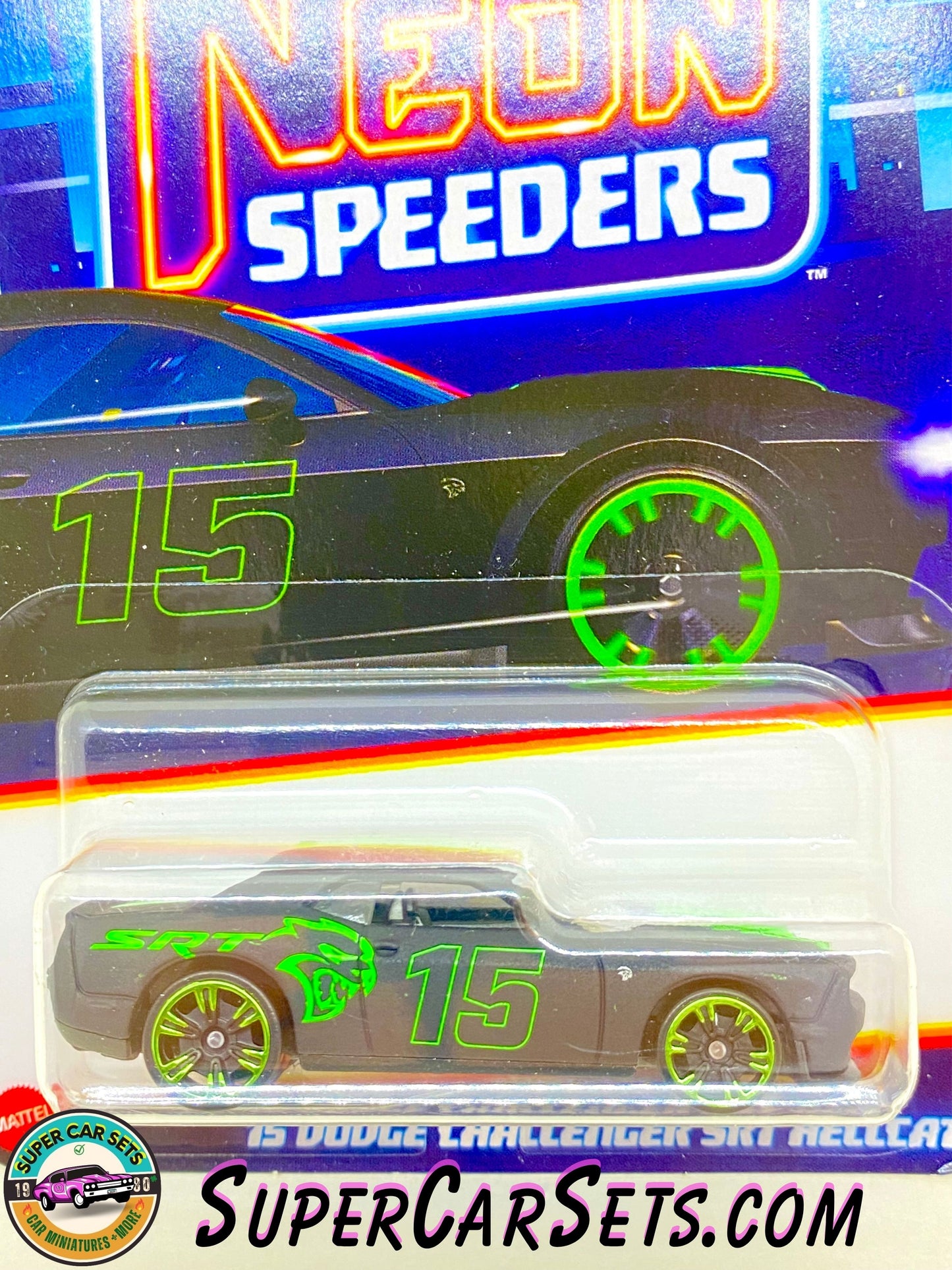 Hot Wheels Neon Speeders (6/8) - ’15 Dodge Challenger SRT Hellcat (card slightly bent)