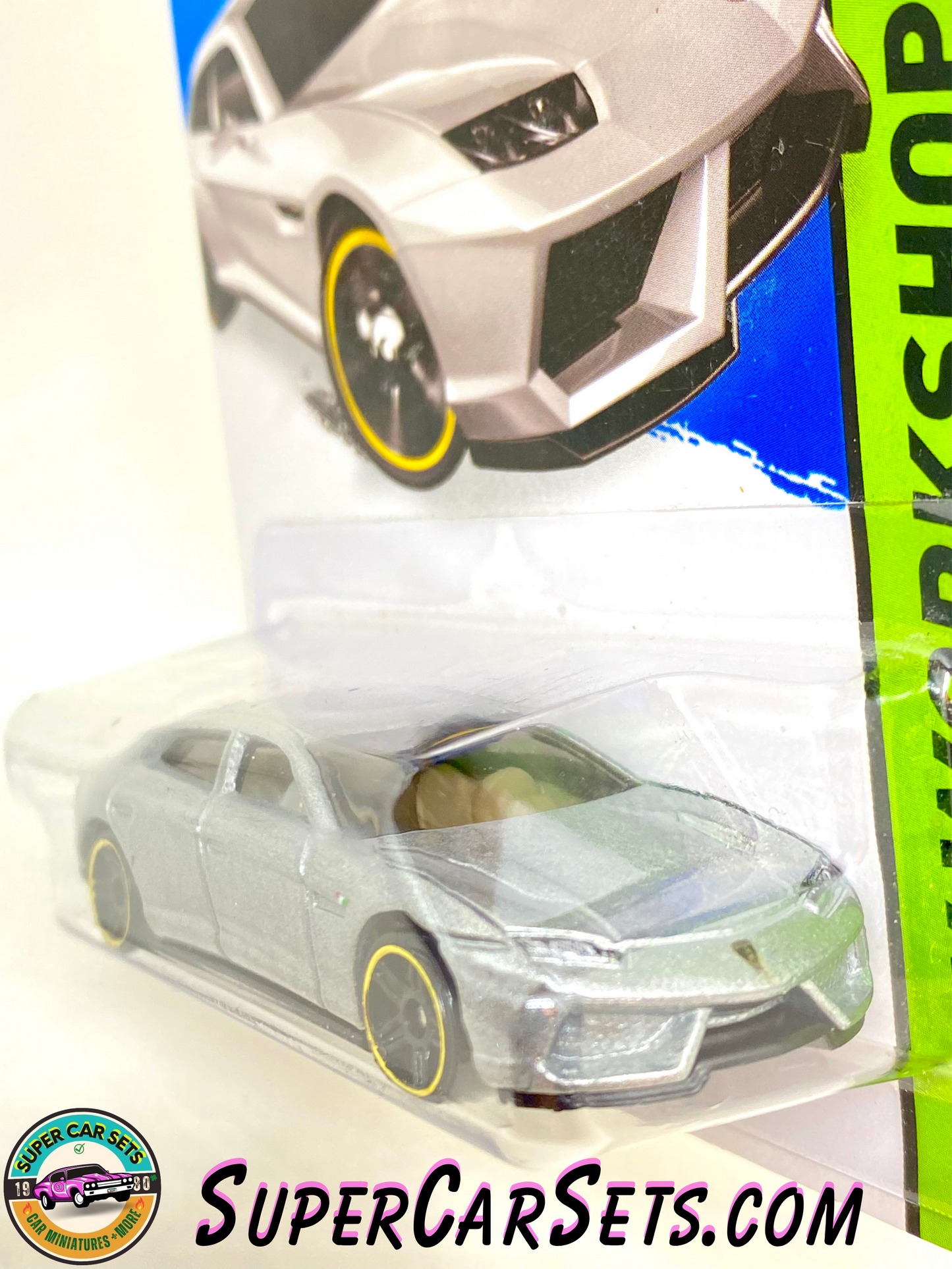 Hot Wheels HW Workshop - 2015 (197/250) - Lamborghini Estoque (card slightly damaged)