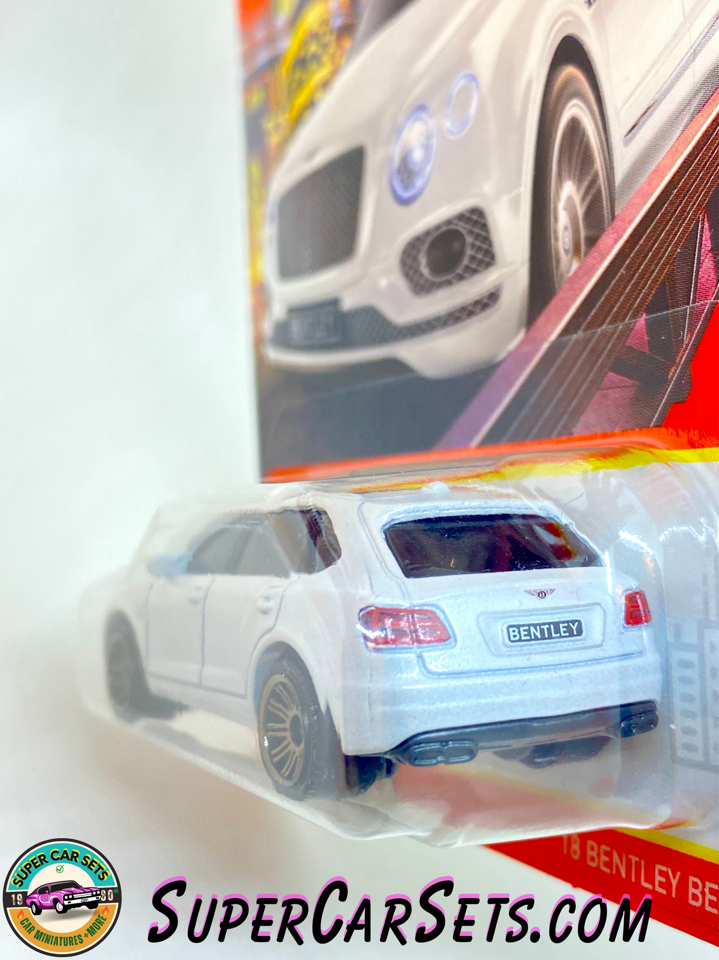 Matchbox - '18 Bentley Bentayga (white colour) (4/100)