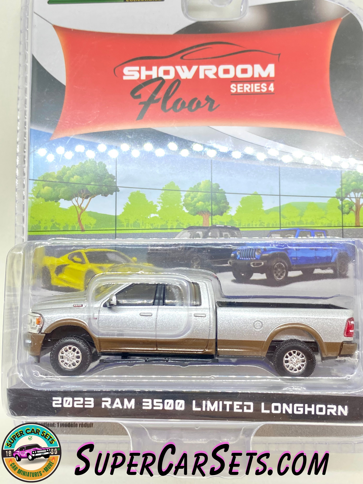 2023 RAM 3500 Limited Longhorn (blister slightly damaged) - Greenlight Showroom Floor Serie 4