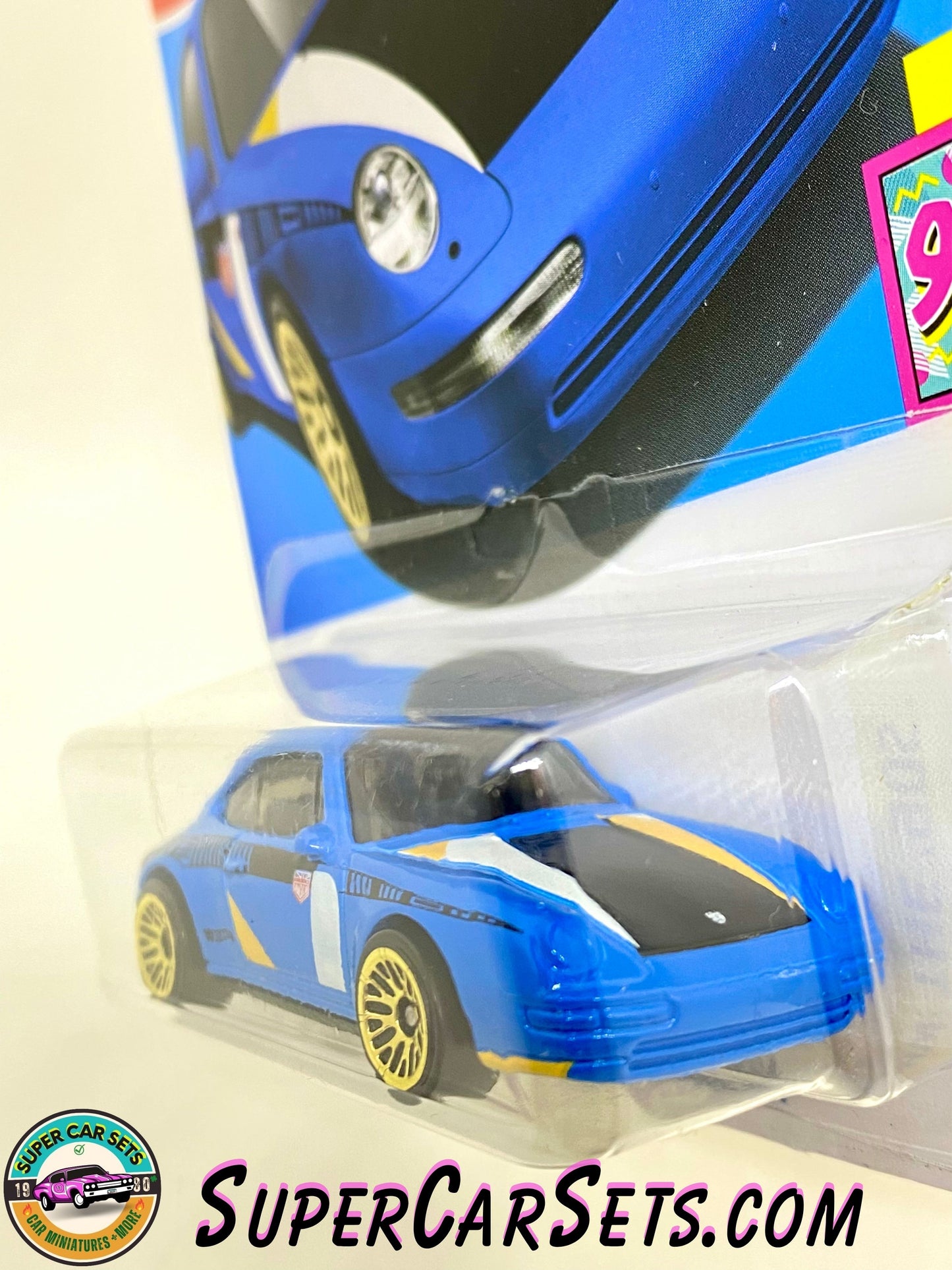 96 Porsche Carrera (blue colour) (card bent) - Hot Wheels HW: The ‘90s - 2024 (1/10) (174/250)