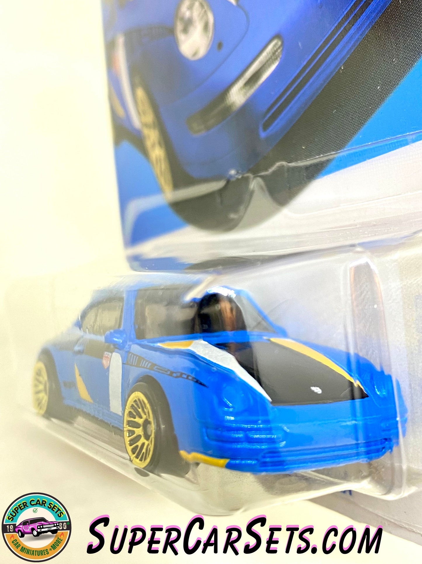 96 Porsche Carrera (blue colour) (card bent) - Hot Wheels HW: The ‘90s - 2024 (1/10) (174/250)