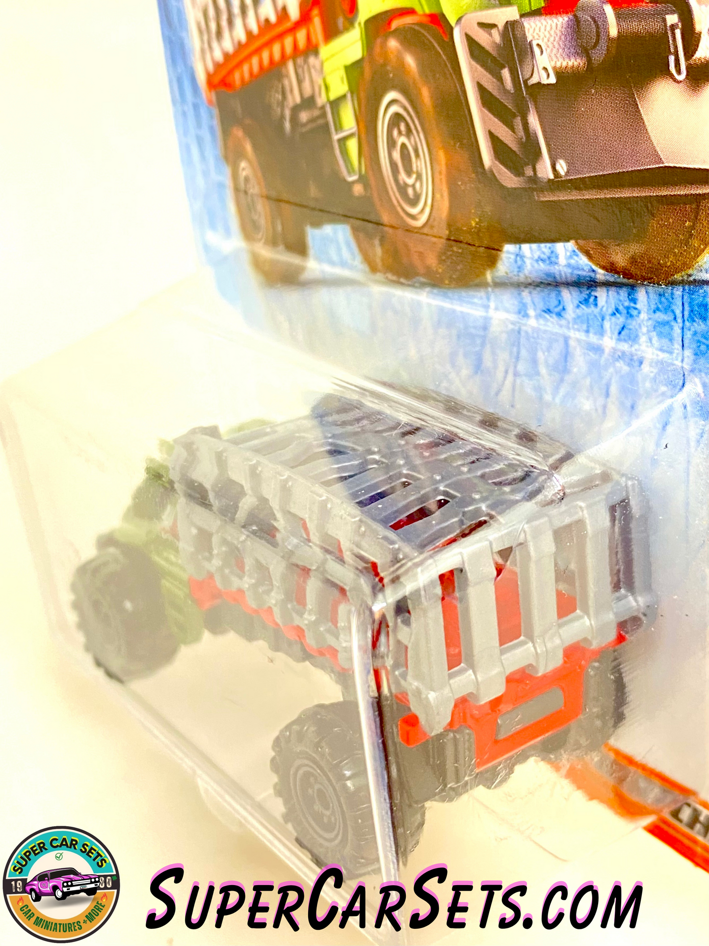 Jurasic World - Mauler hauler (DFT47) (Year launched 2015) - Matchbox