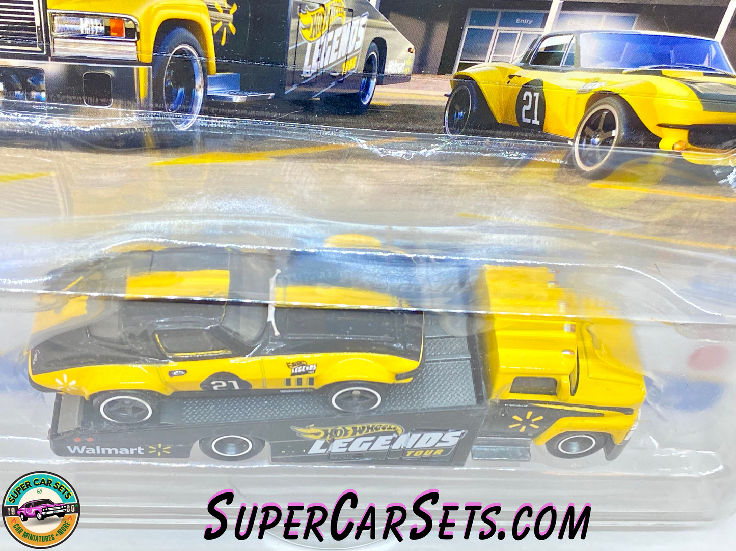 Custom Corvette Stingray Coupe Carry On (Legends) - Hot Wheels Team Transport