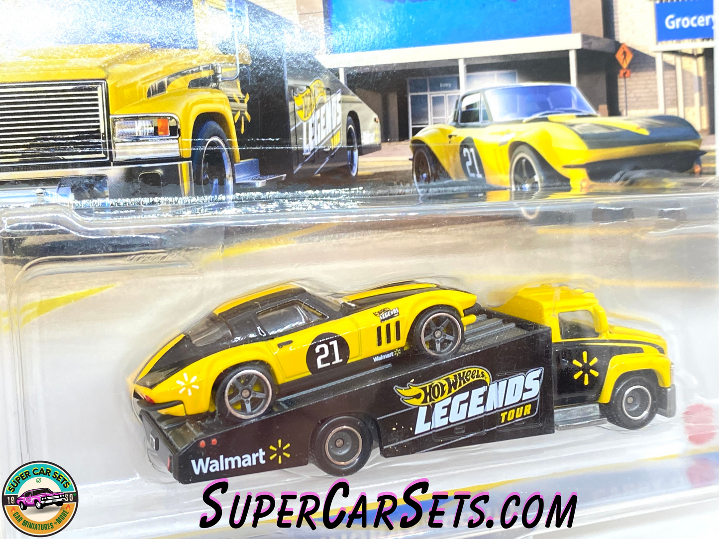 Custom Corvette Stingray Coupe Carry On (Legends) - Hot Wheels Team Transport