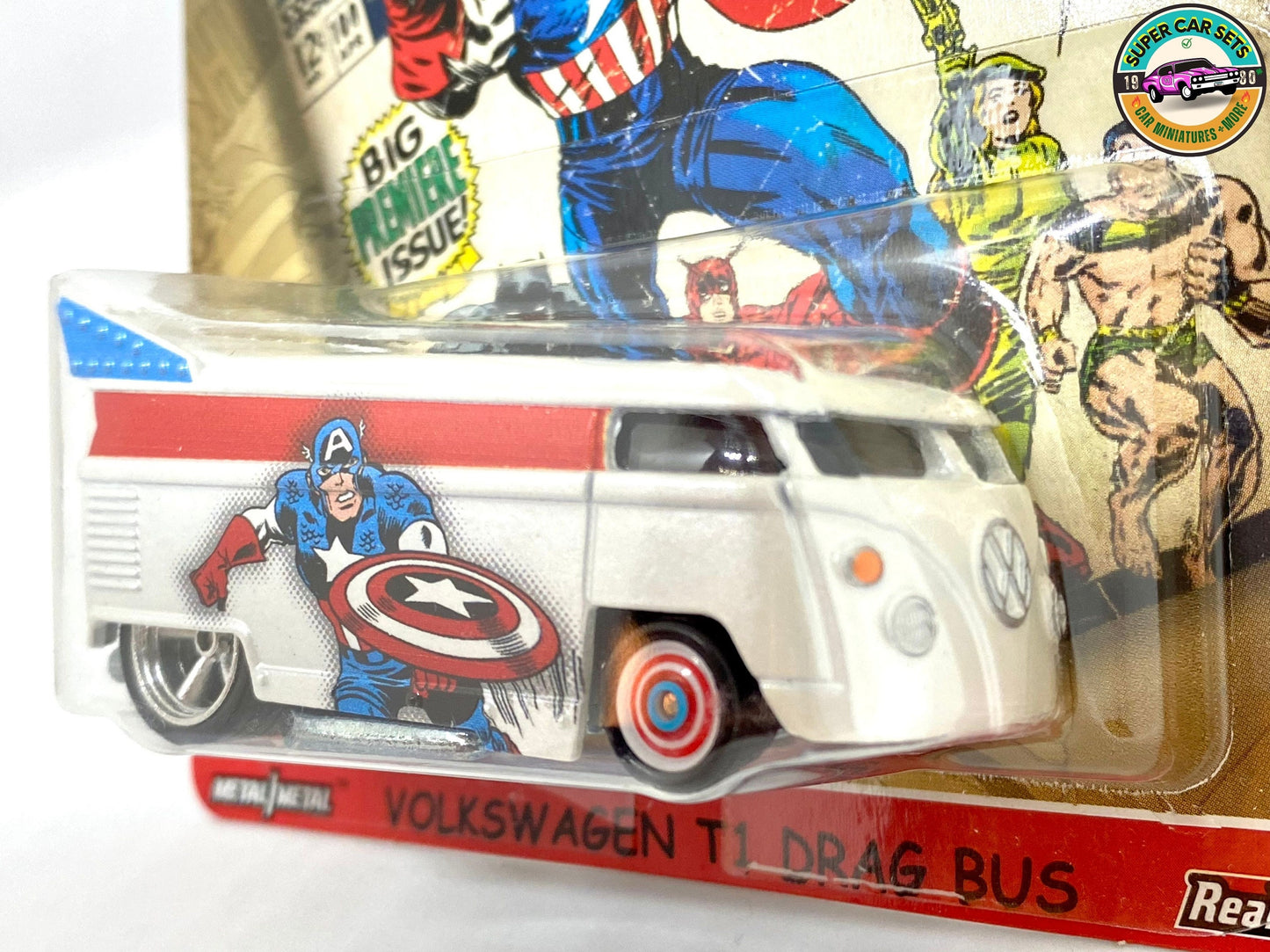 Captain America Hot Wheels Premium Marvel Volkswagen T1 Drag Bus_01