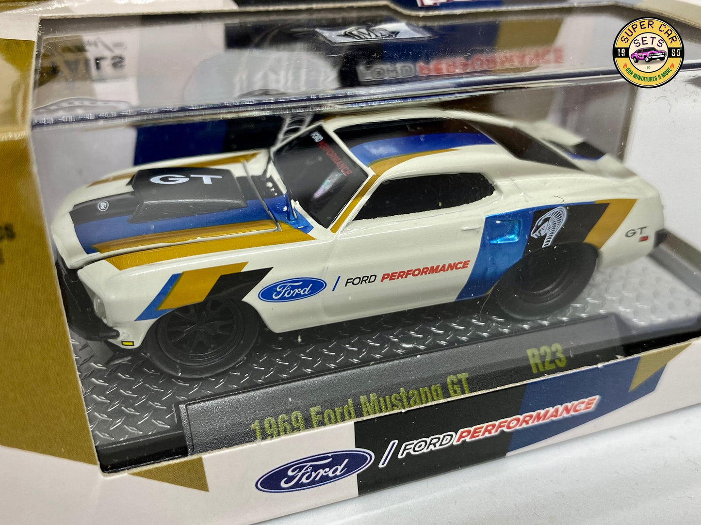 Ensemble de 3 voitures Cars Ground Pounders de M2 ​​Machines - Ford Mustang GT 1969 + Dodge Charger Daytona 1969 + Chevelle SS 1970