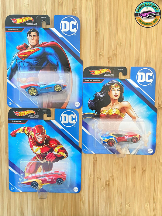 Superman + Wonder Woman + The Flash Hot Wheels Character's cars