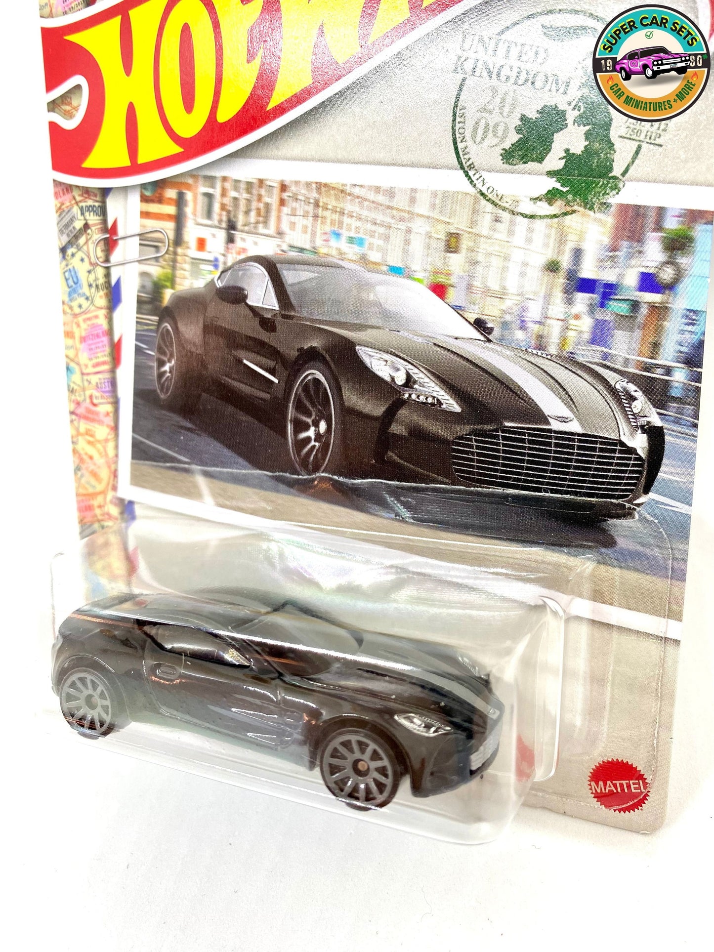 Aston Martin One-77 - United Kingdom - Hot Wheels World Class Racers Series